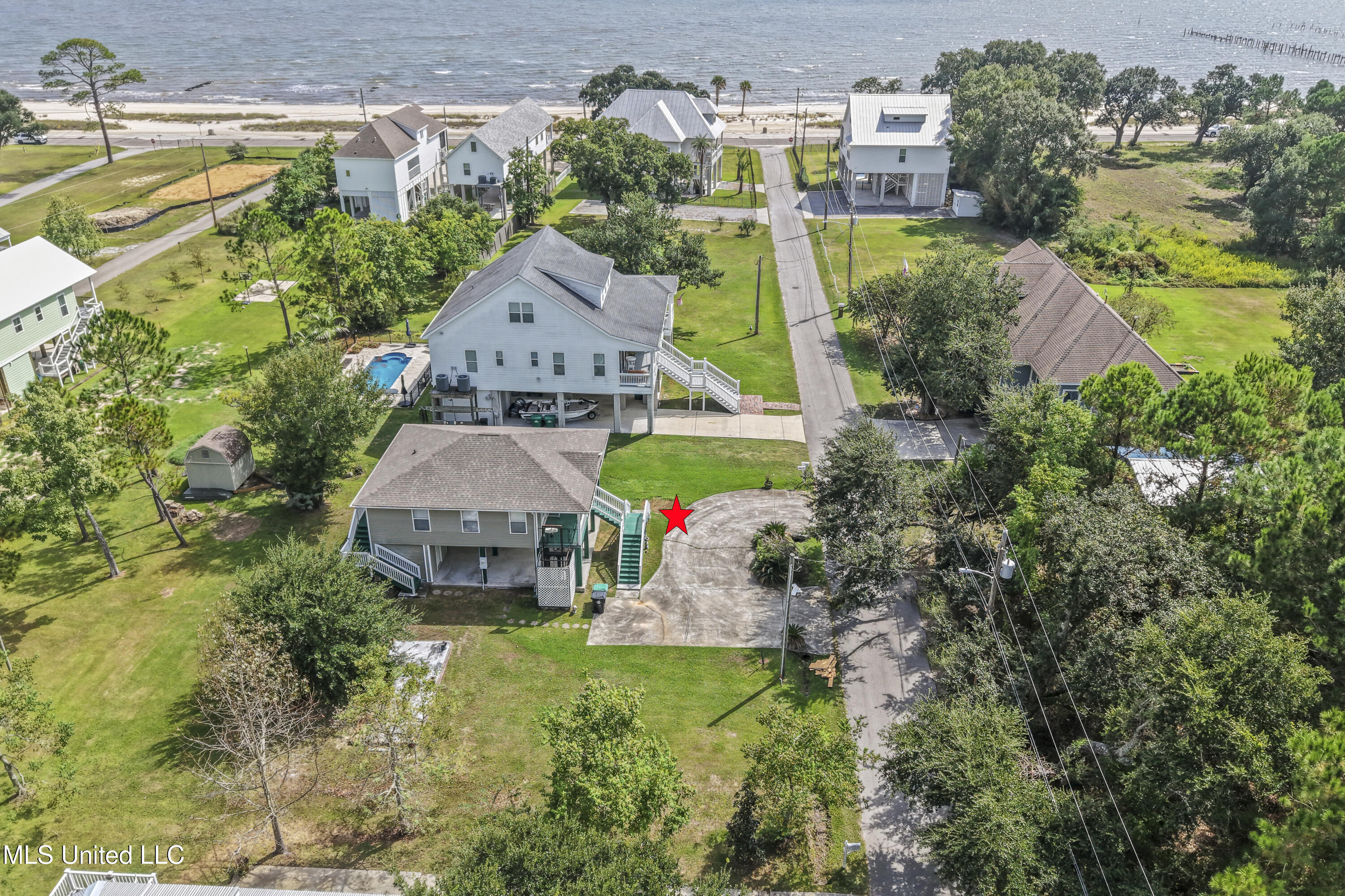 114 Favre Street