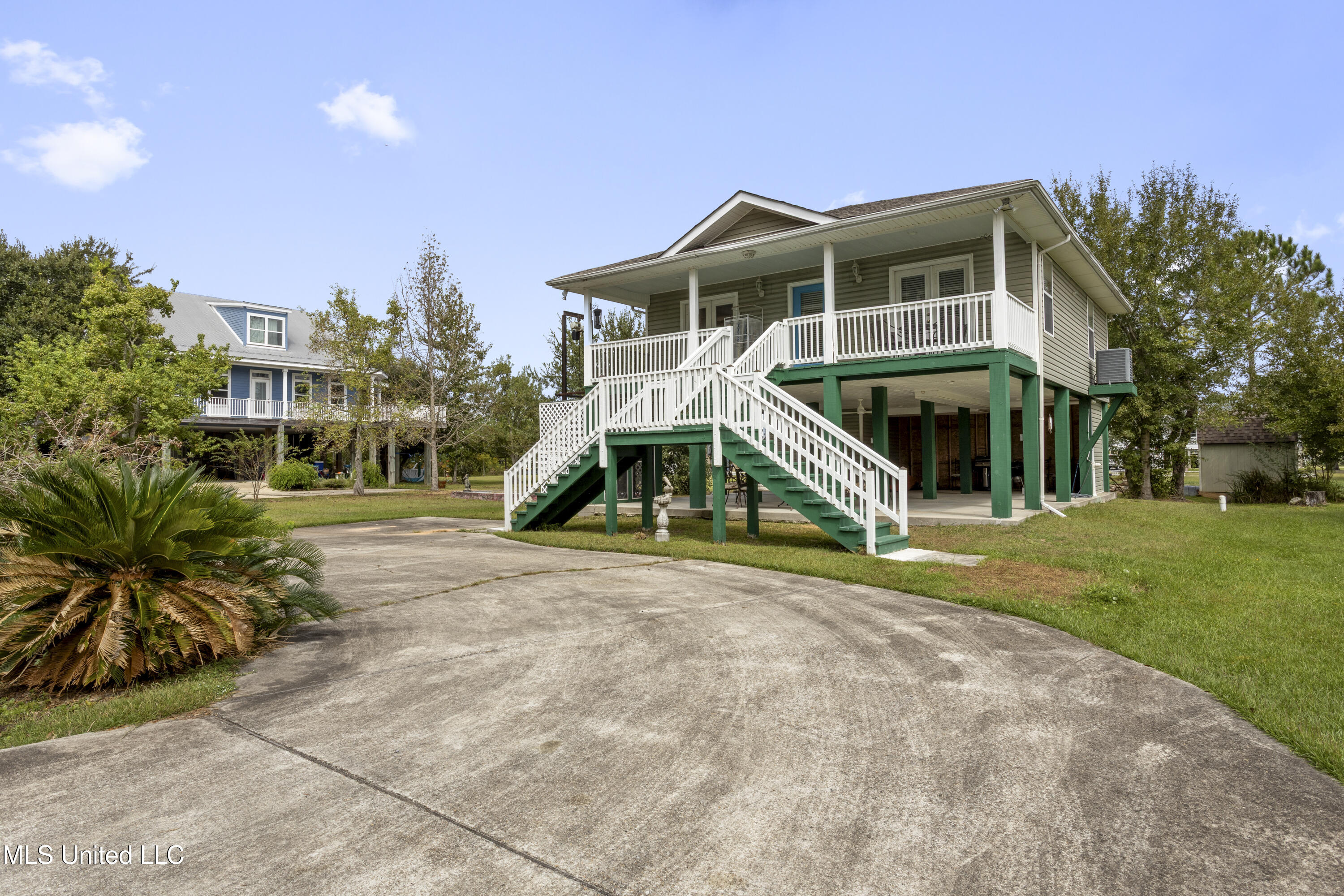 114 Favre Street