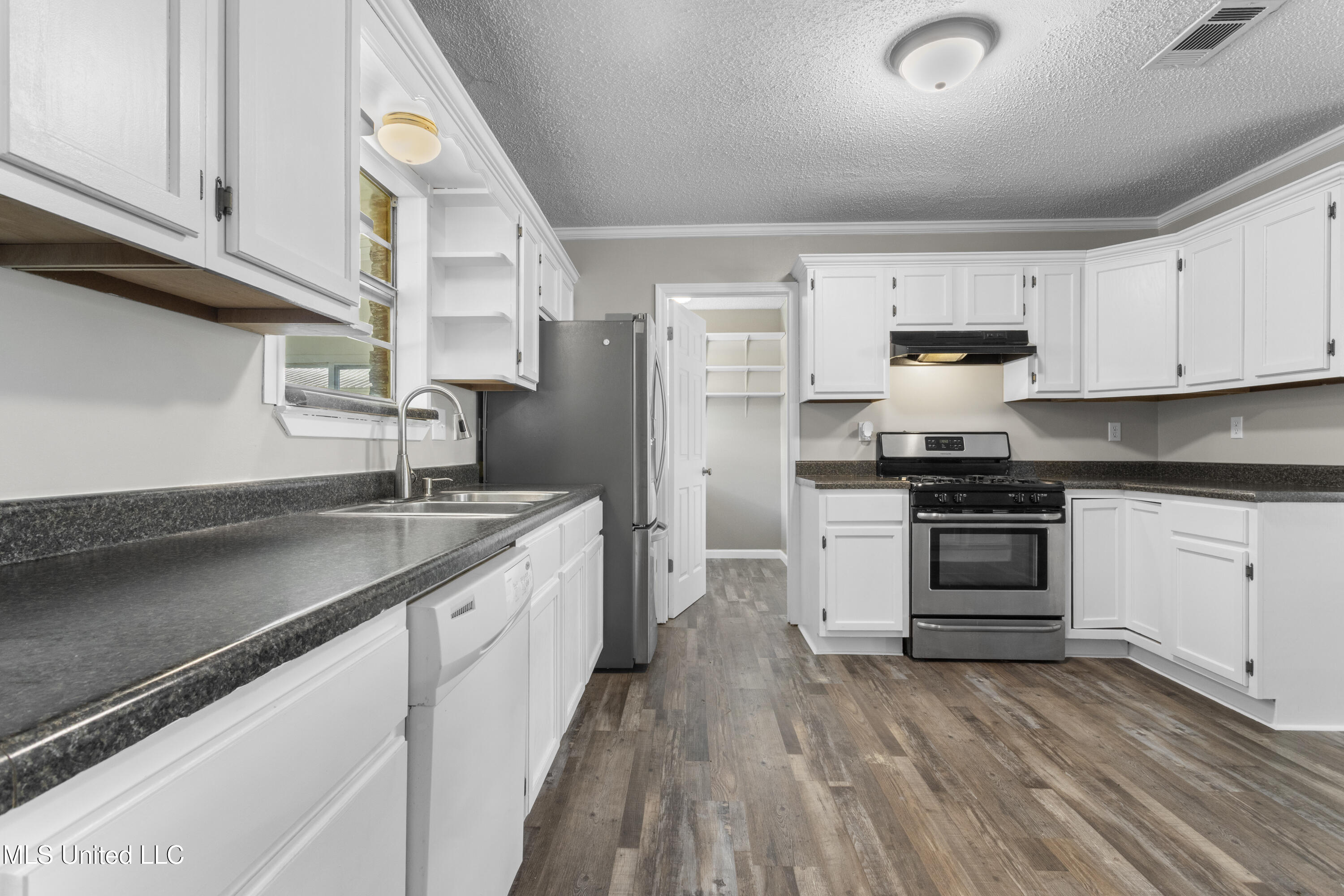 20775 Mennonite Road, Gulfport