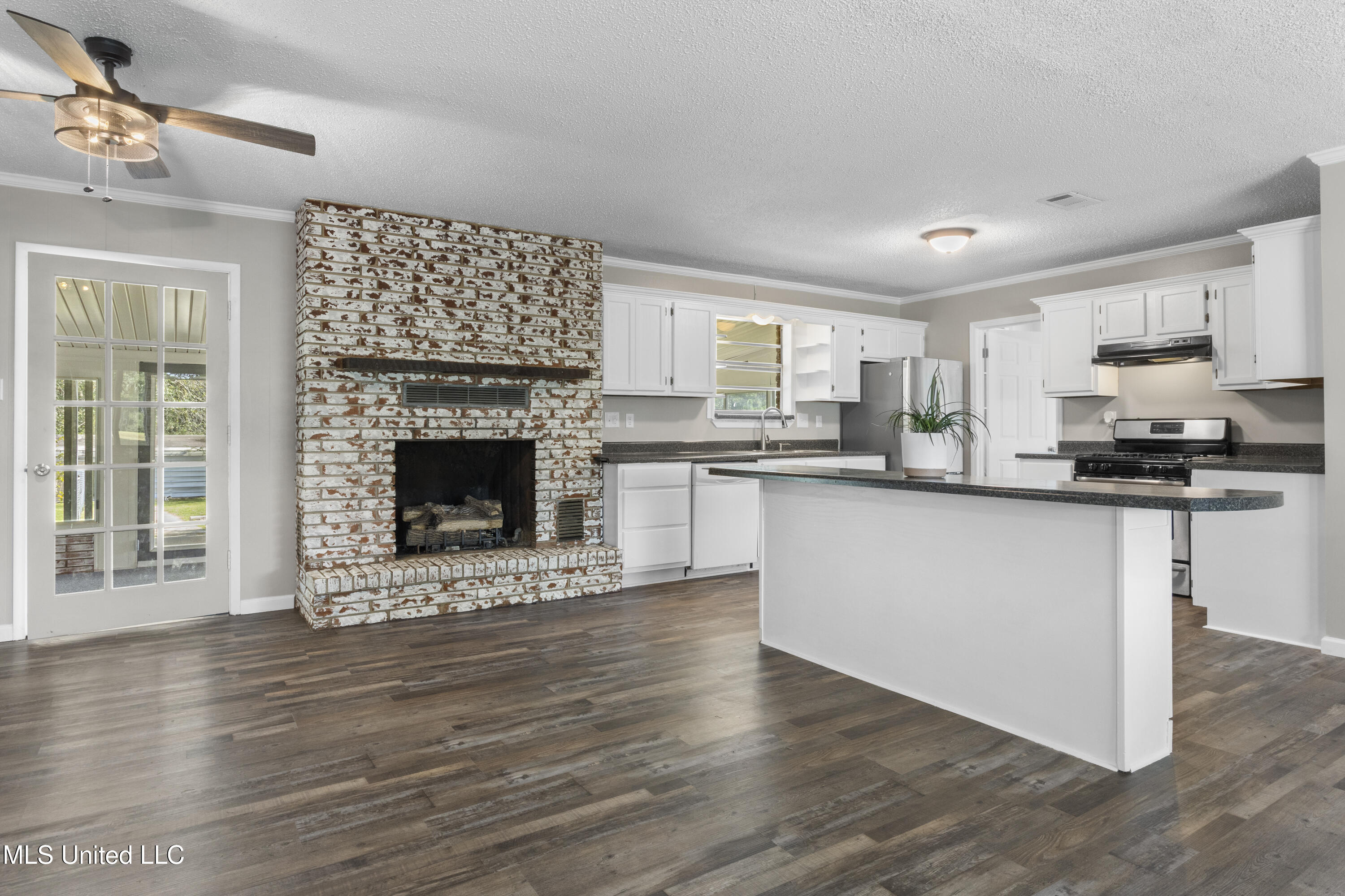 20775 Mennonite Road, Gulfport