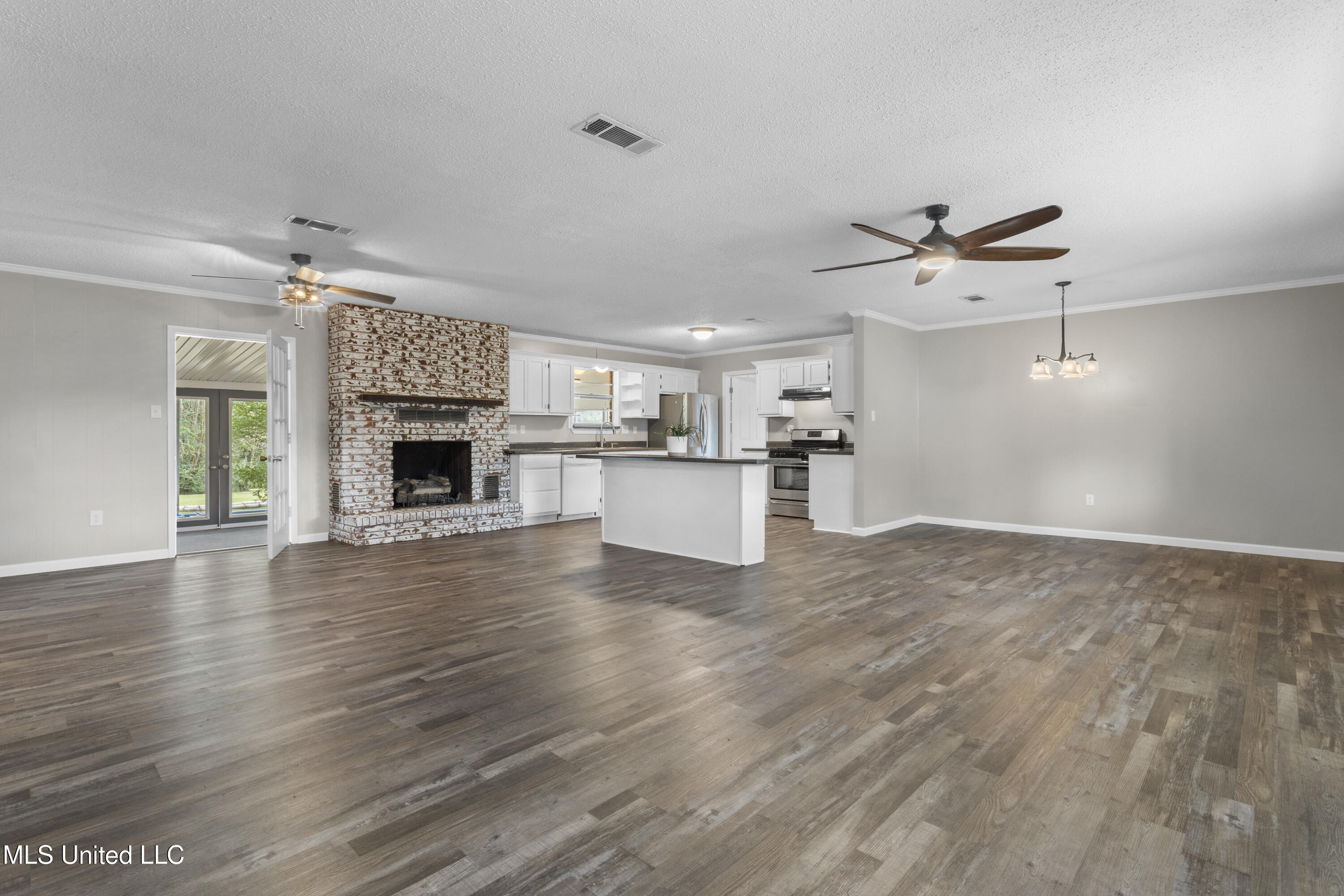 20775 Mennonite Road, Gulfport