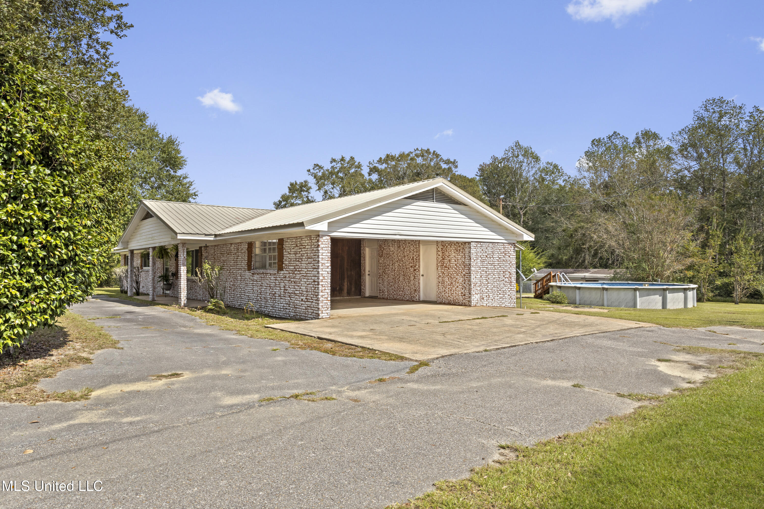 20775 Mennonite Road, Gulfport