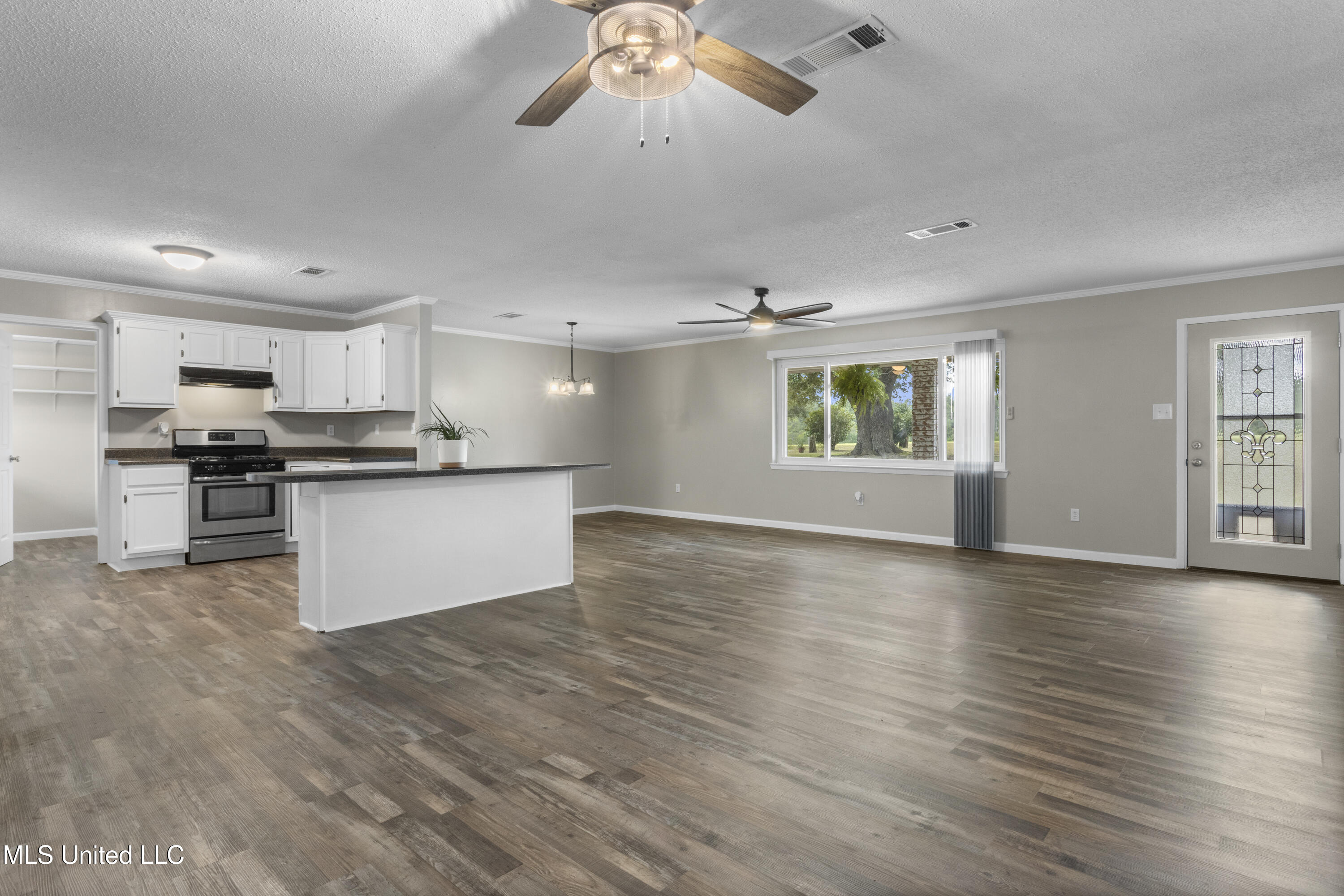 20775 Mennonite Road, Gulfport