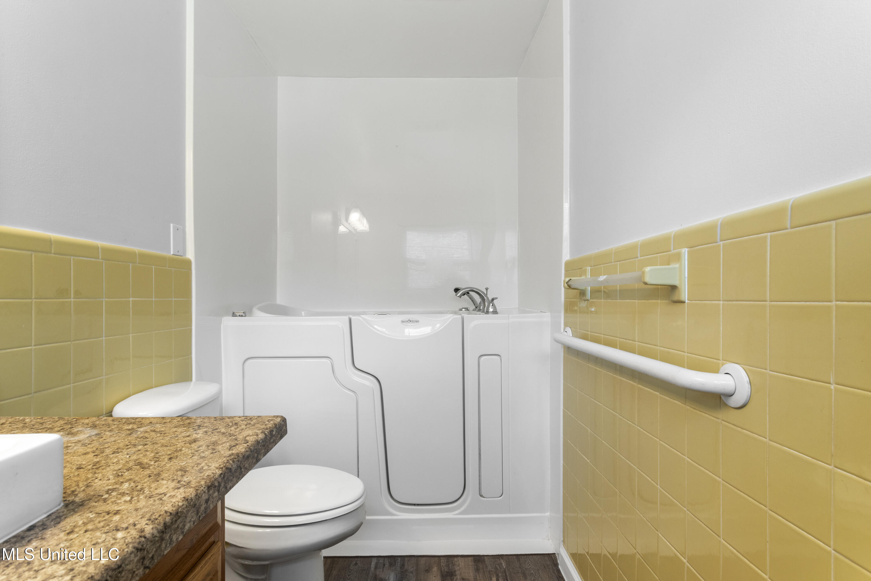 20775 Mennonite Road, Gulfport