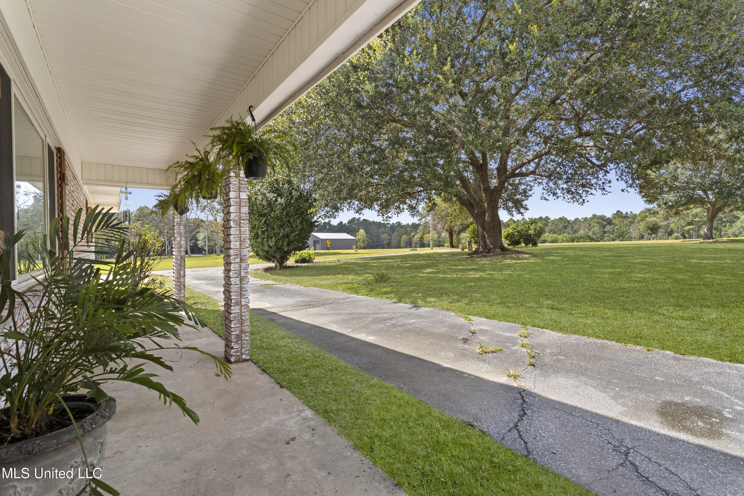 20775 Mennonite Road, Gulfport