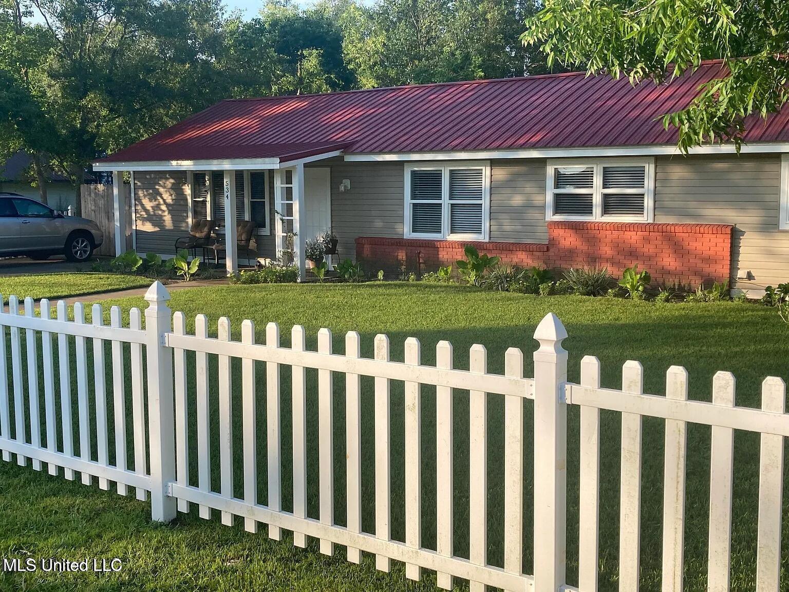 534 Saint John Street, Bay Saint Louis