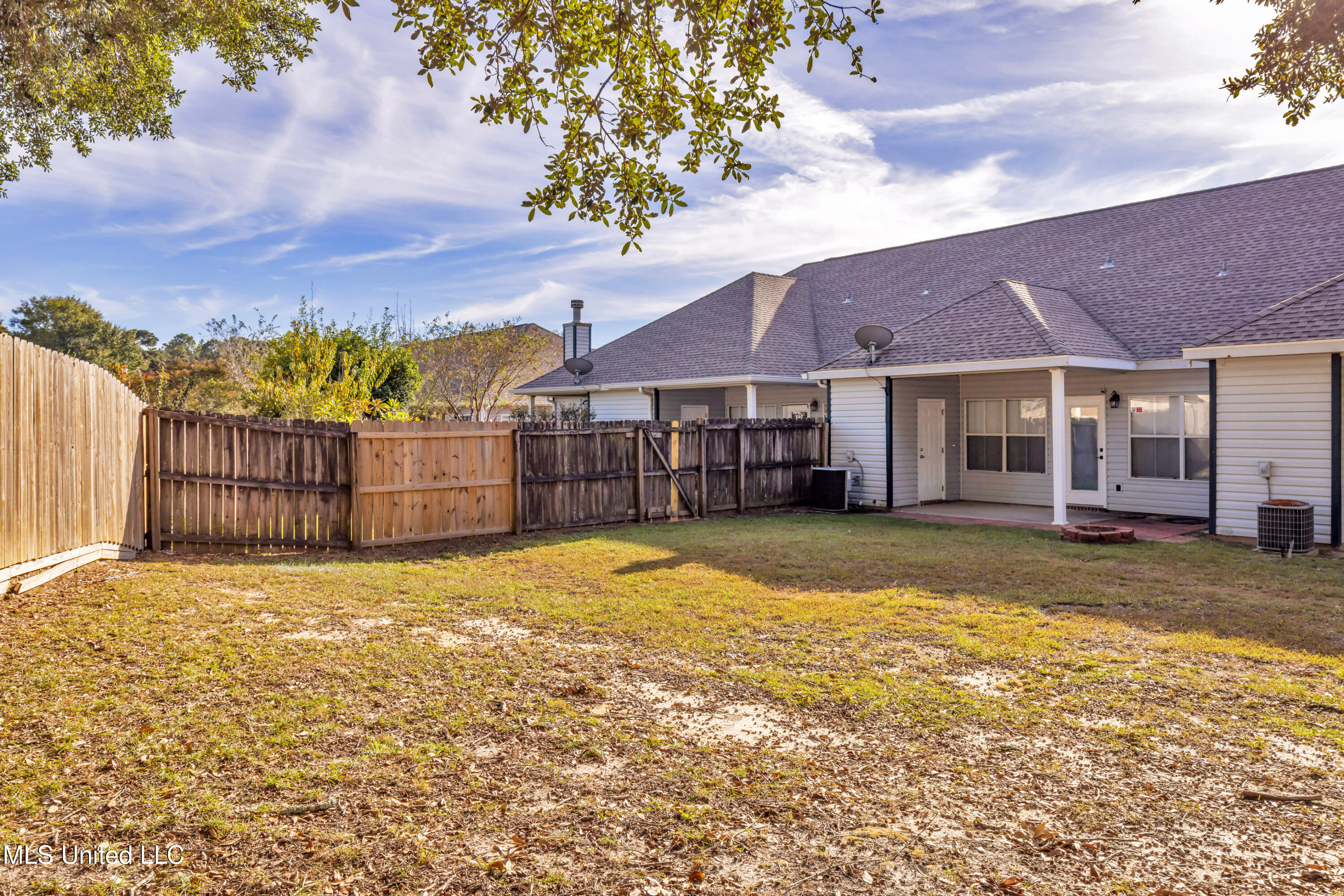 13558 Laurel Oaks Lane, Gulfport