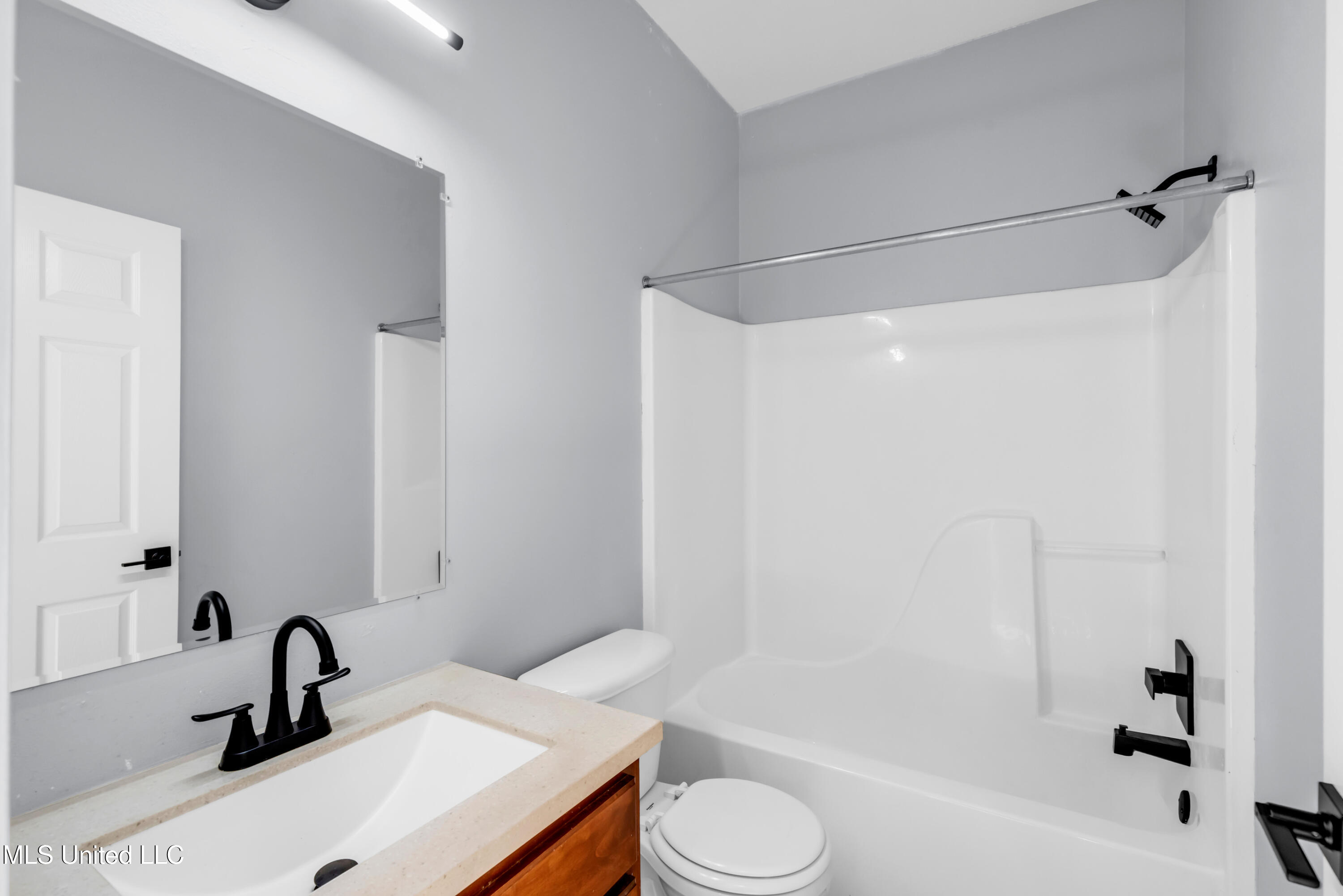 13558 Laurel Oaks Lane, Gulfport