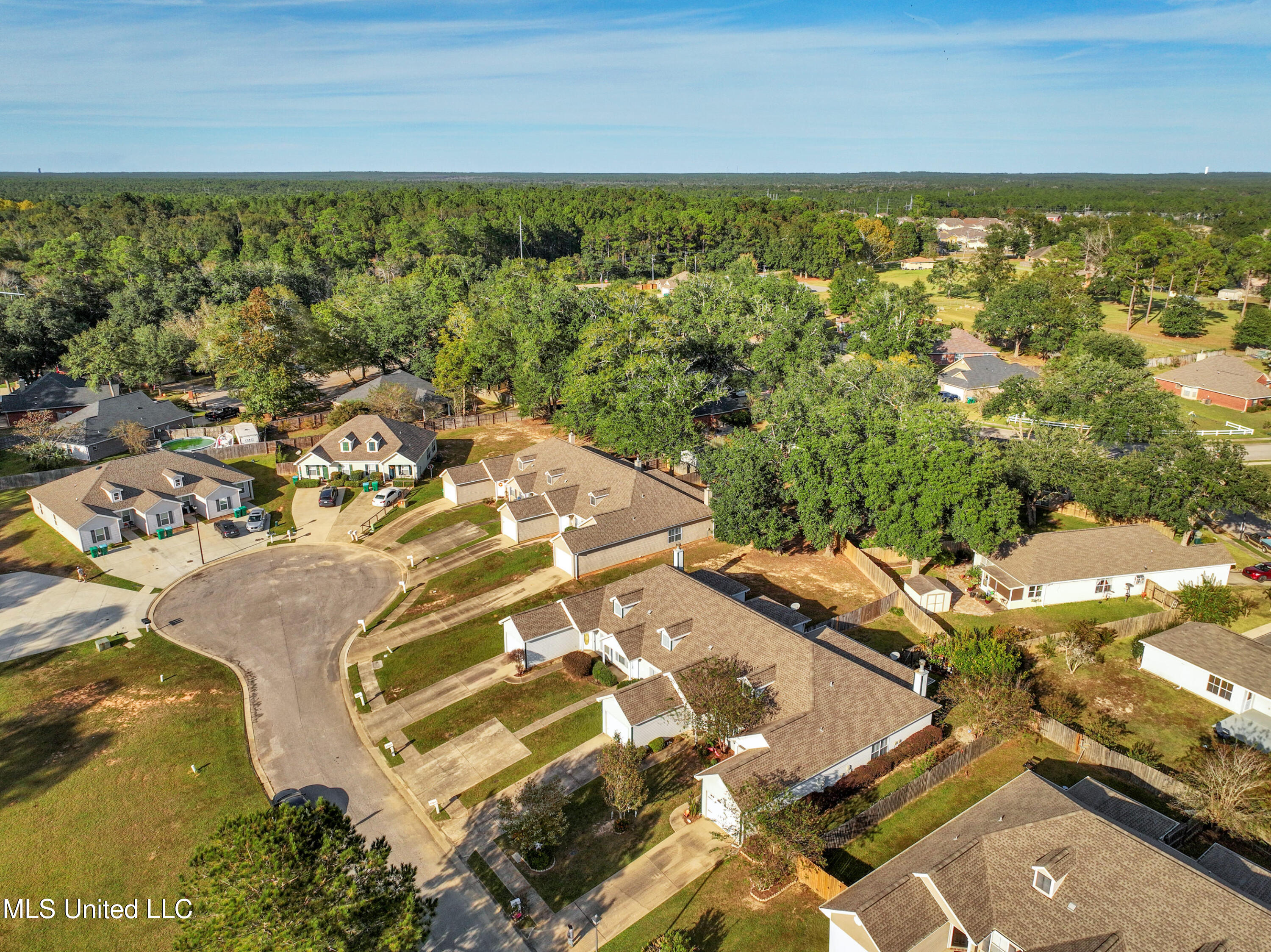 13558 Laurel Oaks Lane, Gulfport