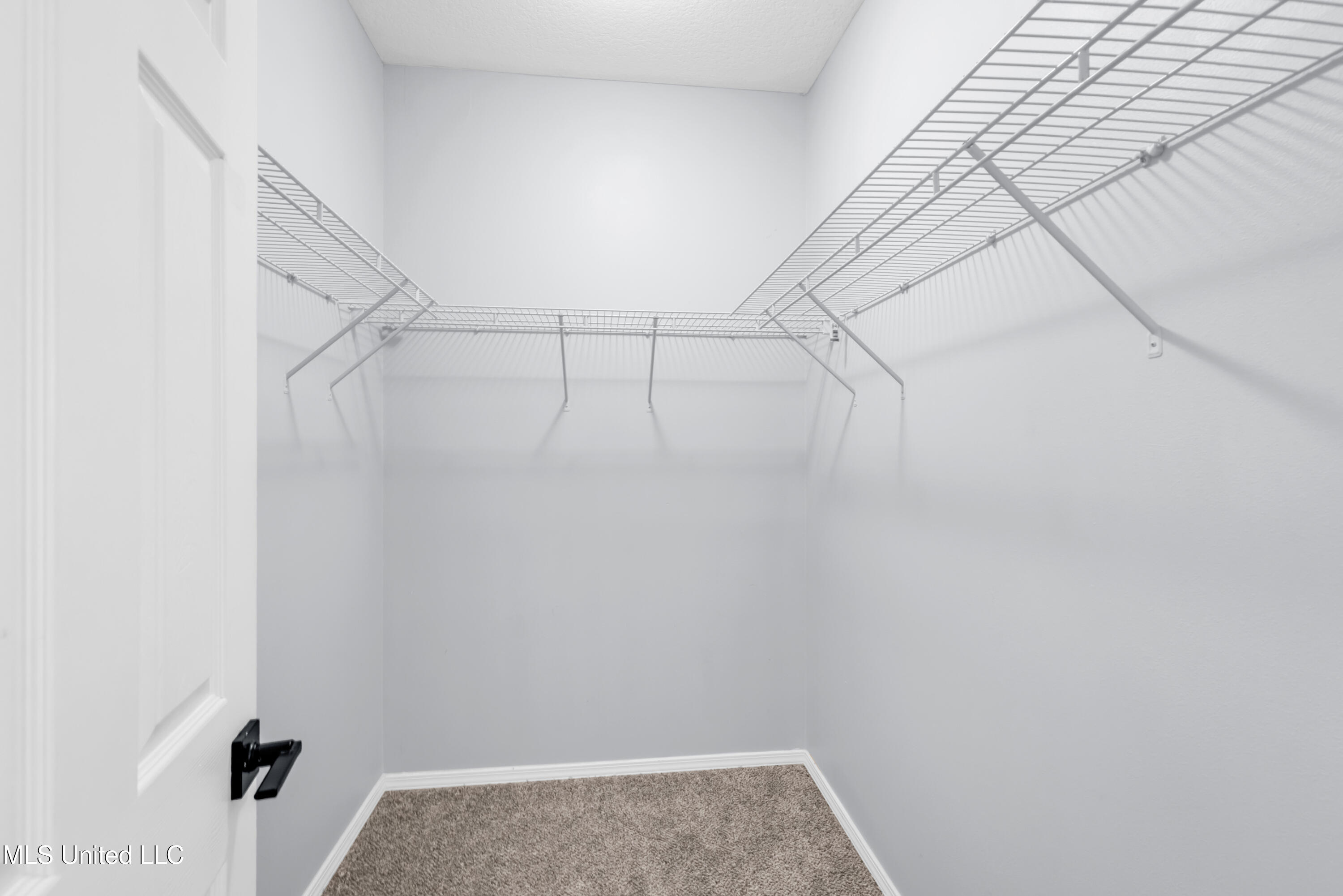 13558 Laurel Oaks Lane, Gulfport