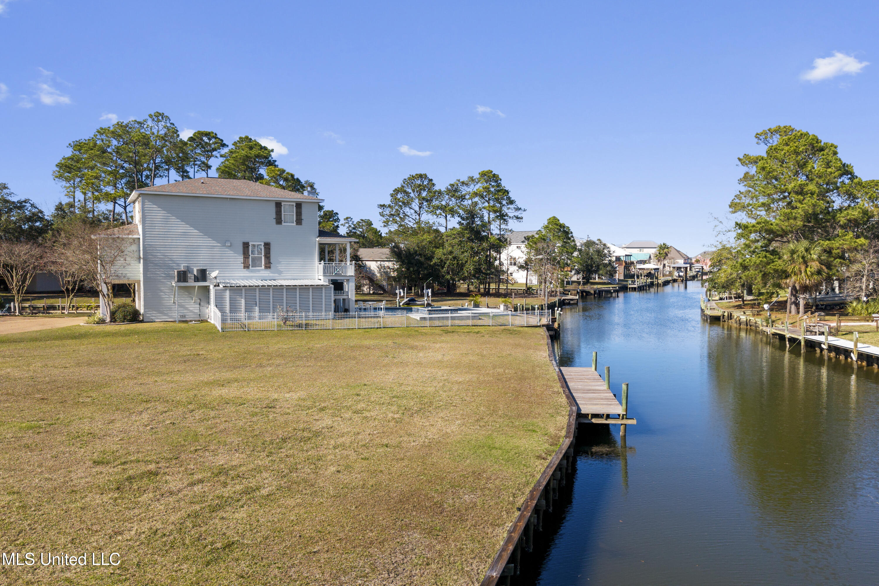 105 Cypress Cove