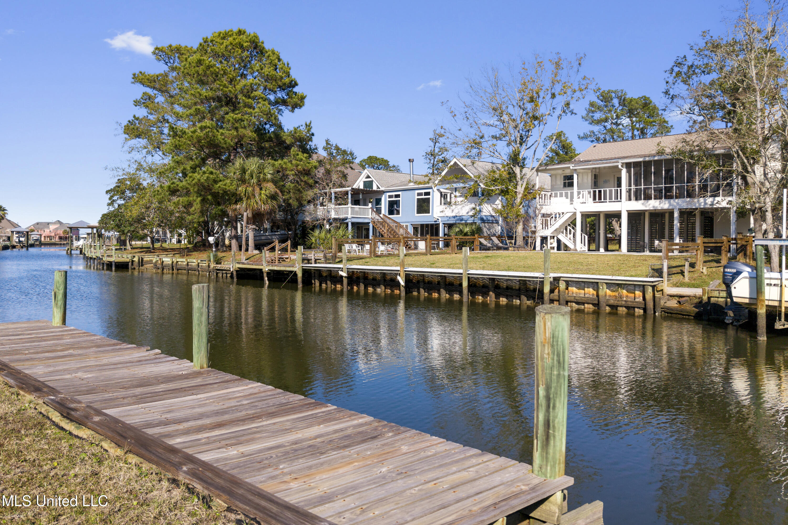 105 Cypress Cove