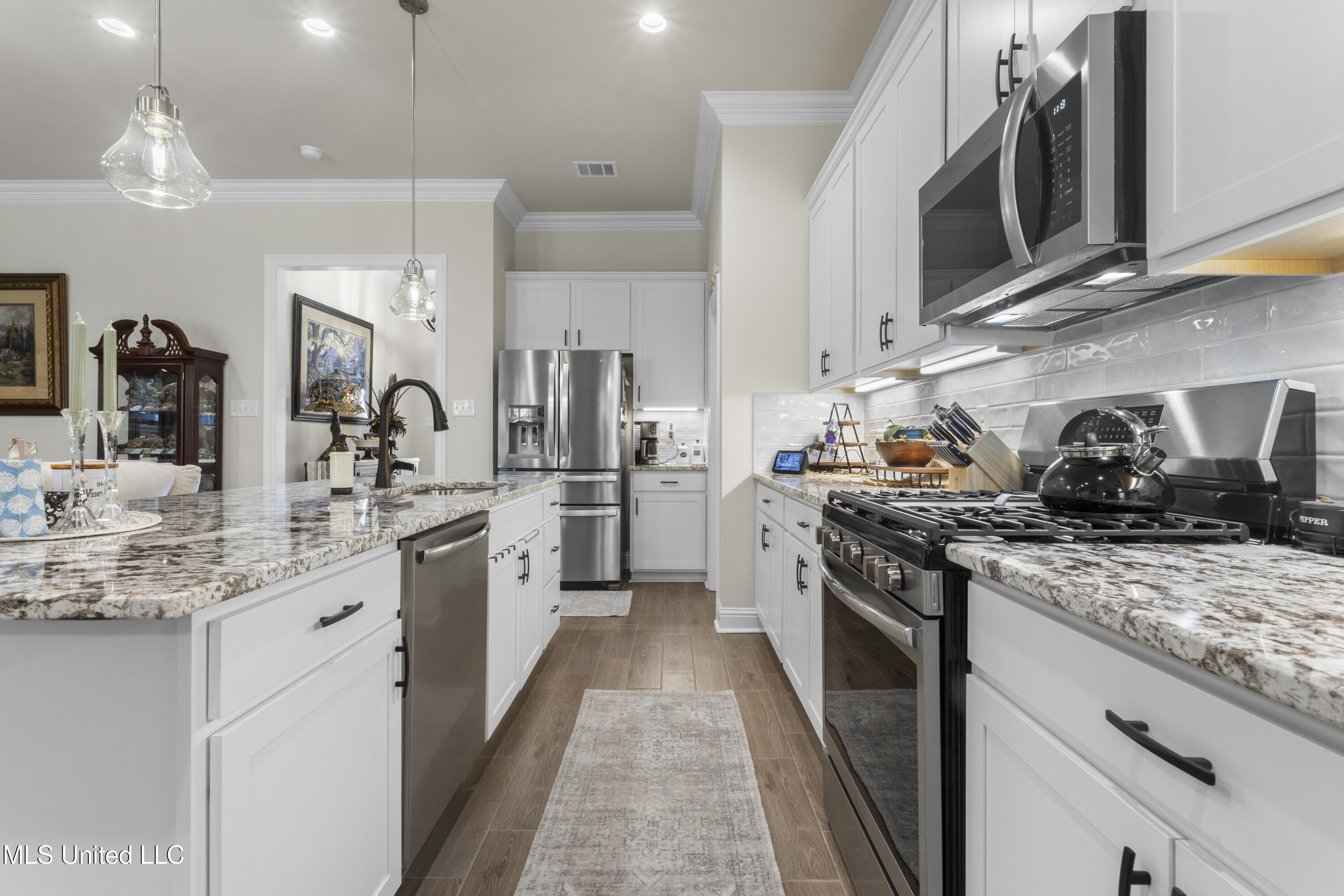 13464 Swan Ridge Circle