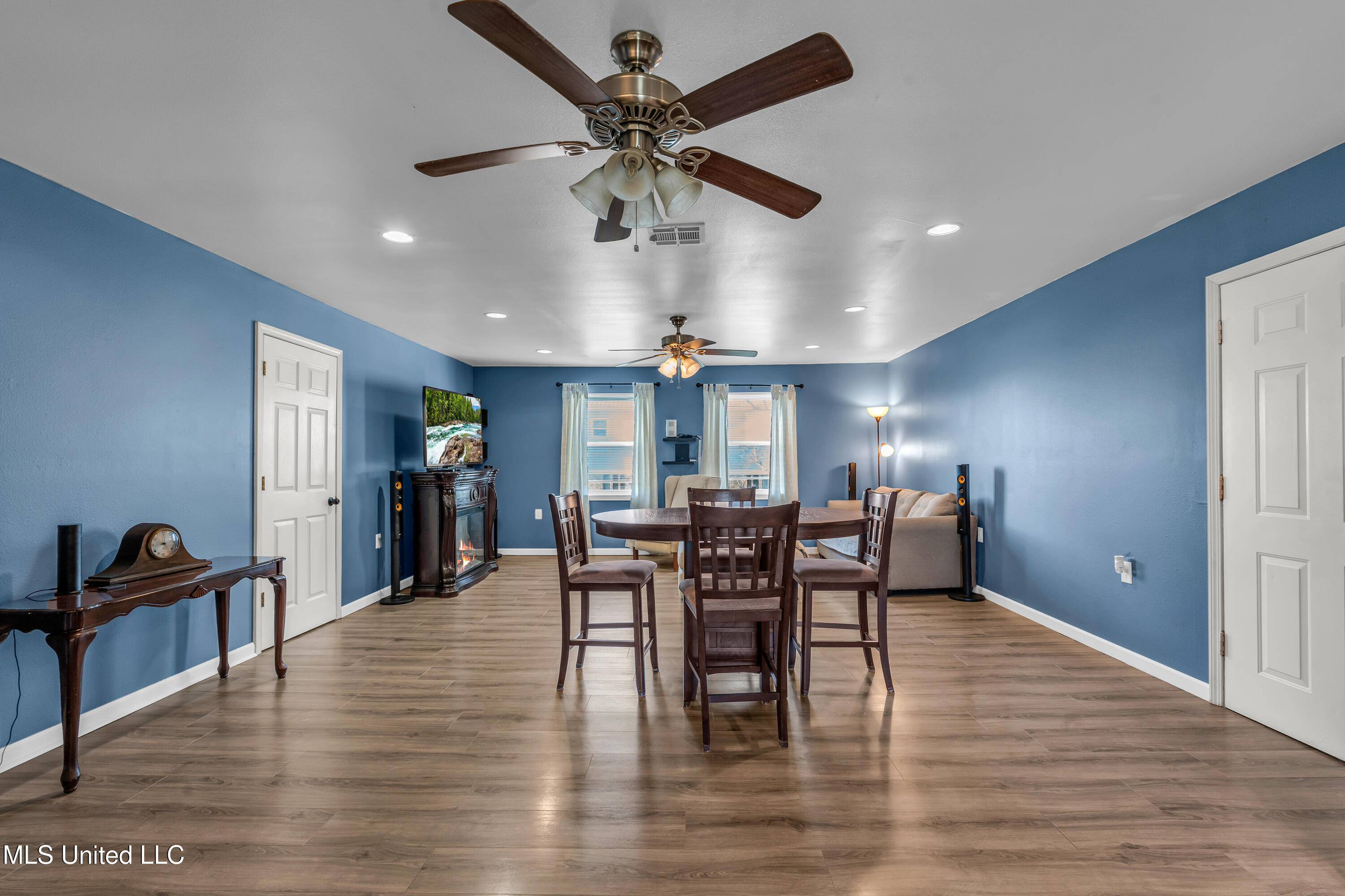 10210 Bayou View Drive