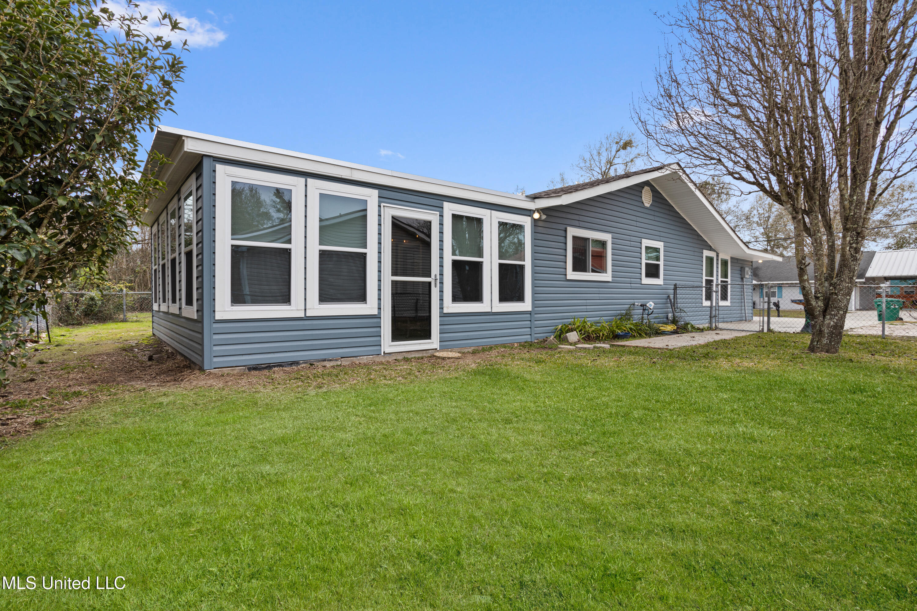 254 Pine Ridge Drive