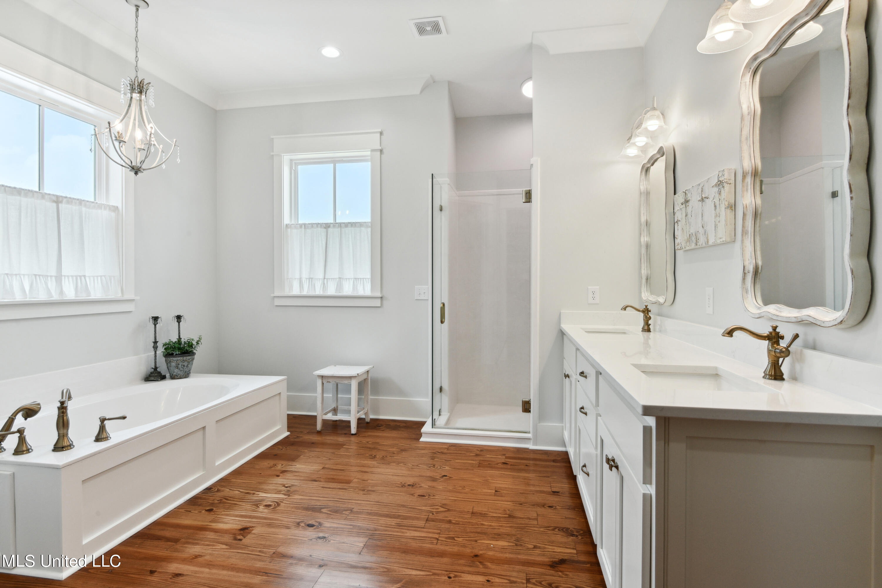 209 Nicholson Avenue