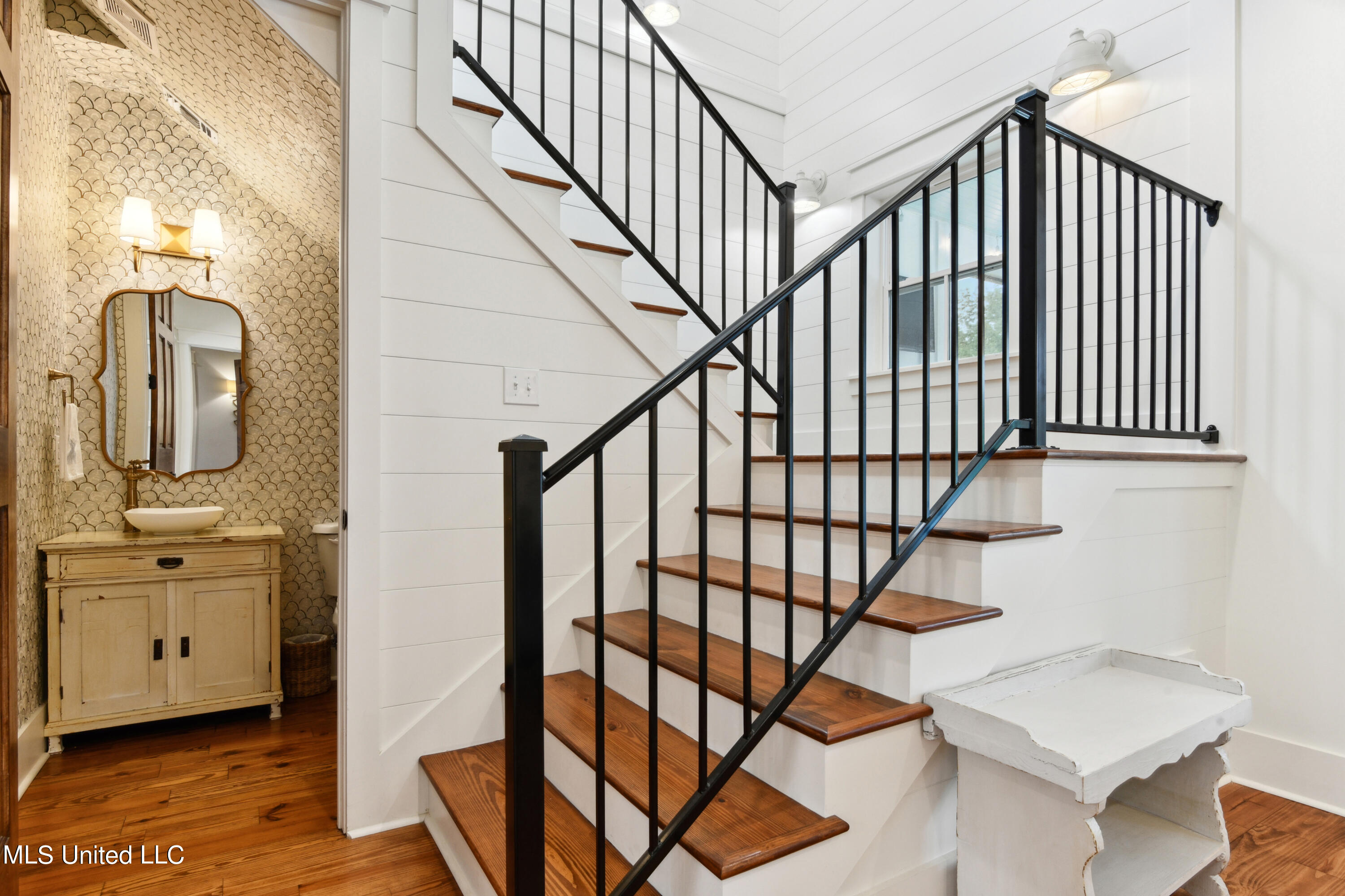 209 Nicholson Avenue