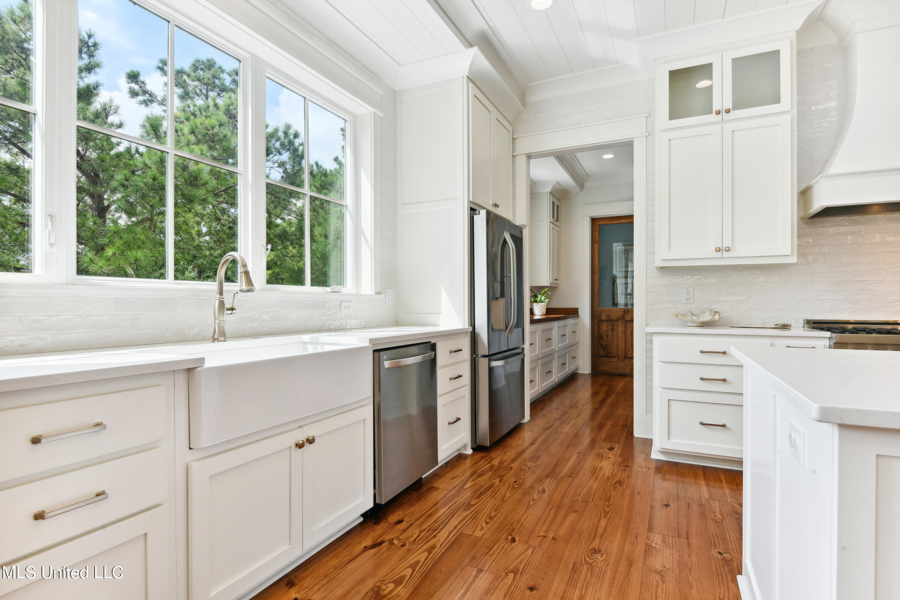 209 Nicholson Avenue