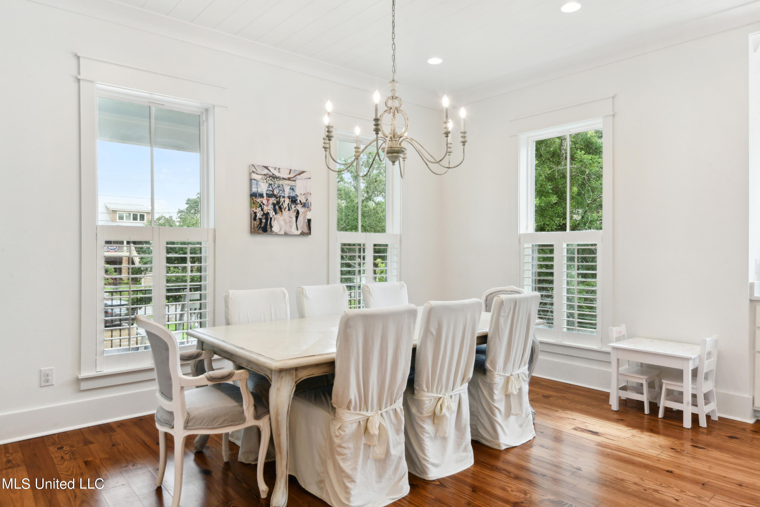 209 Nicholson Avenue