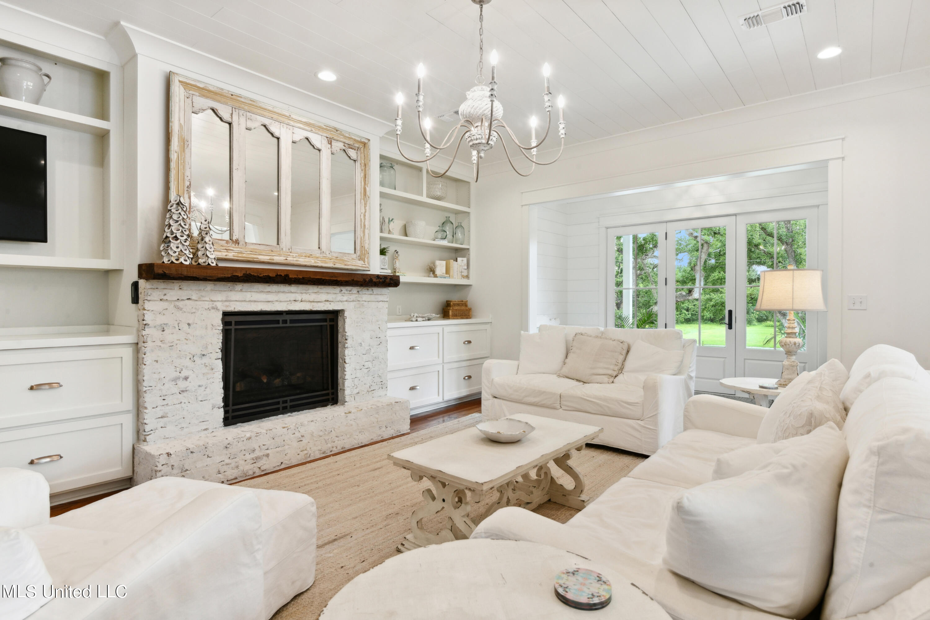 209 Nicholson Avenue