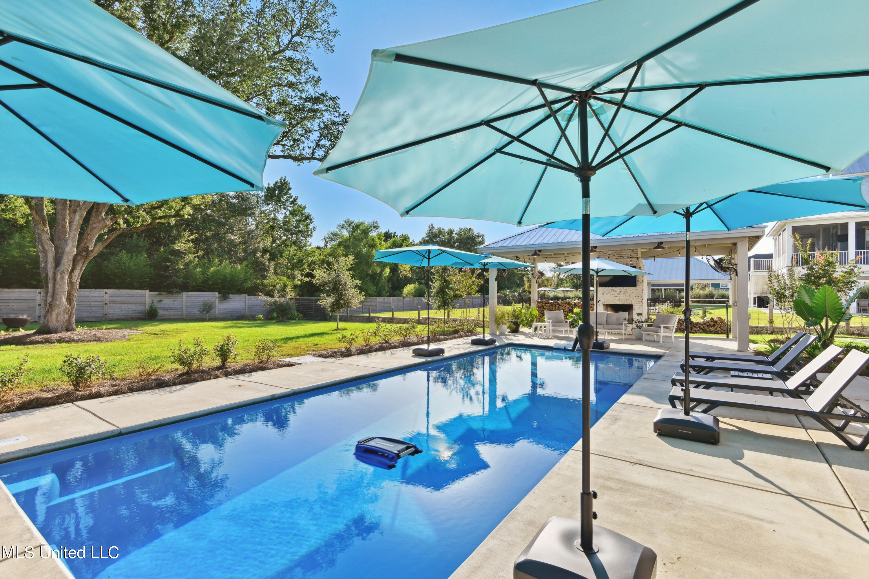 209 Nicholson Avenue