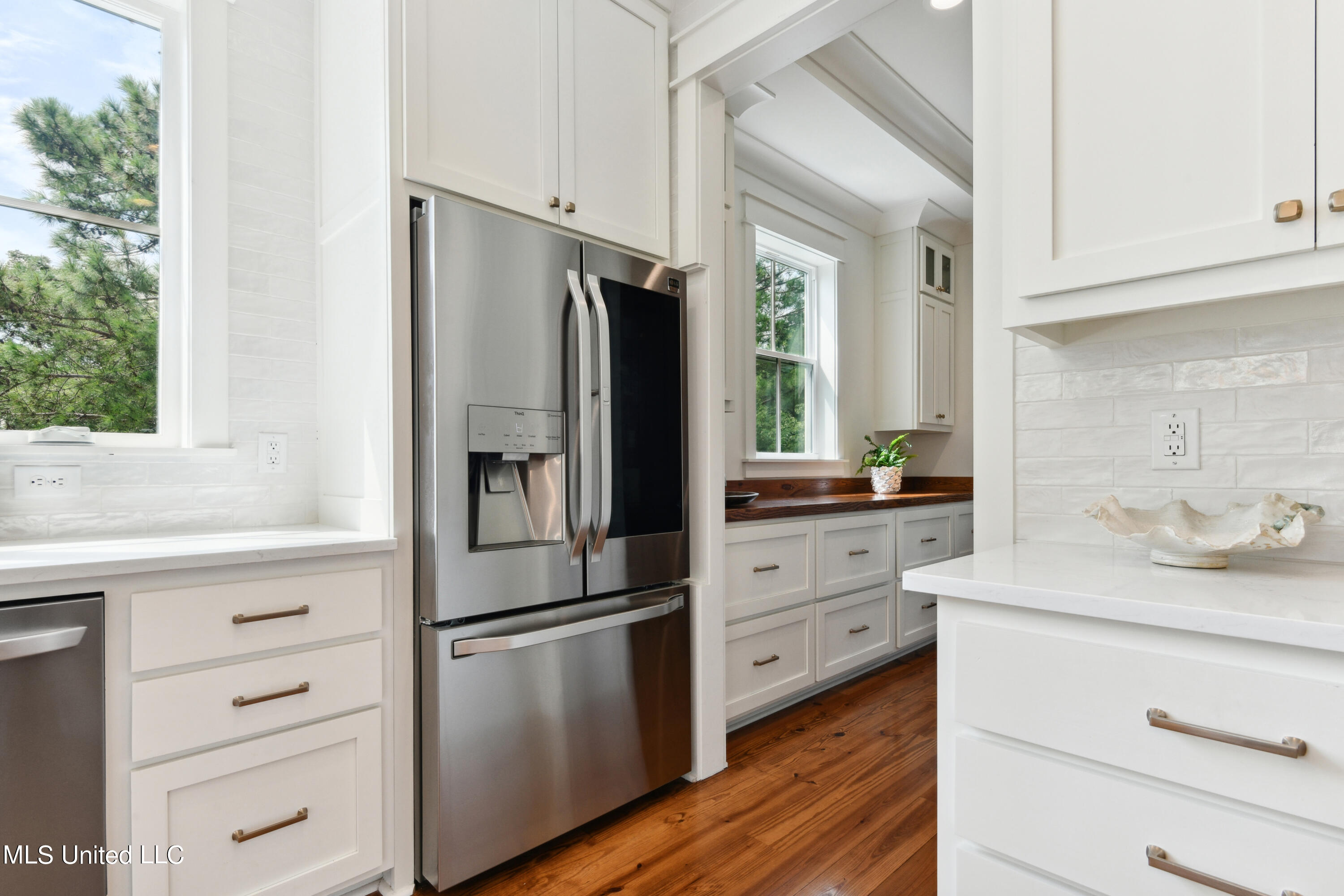 209 Nicholson Avenue