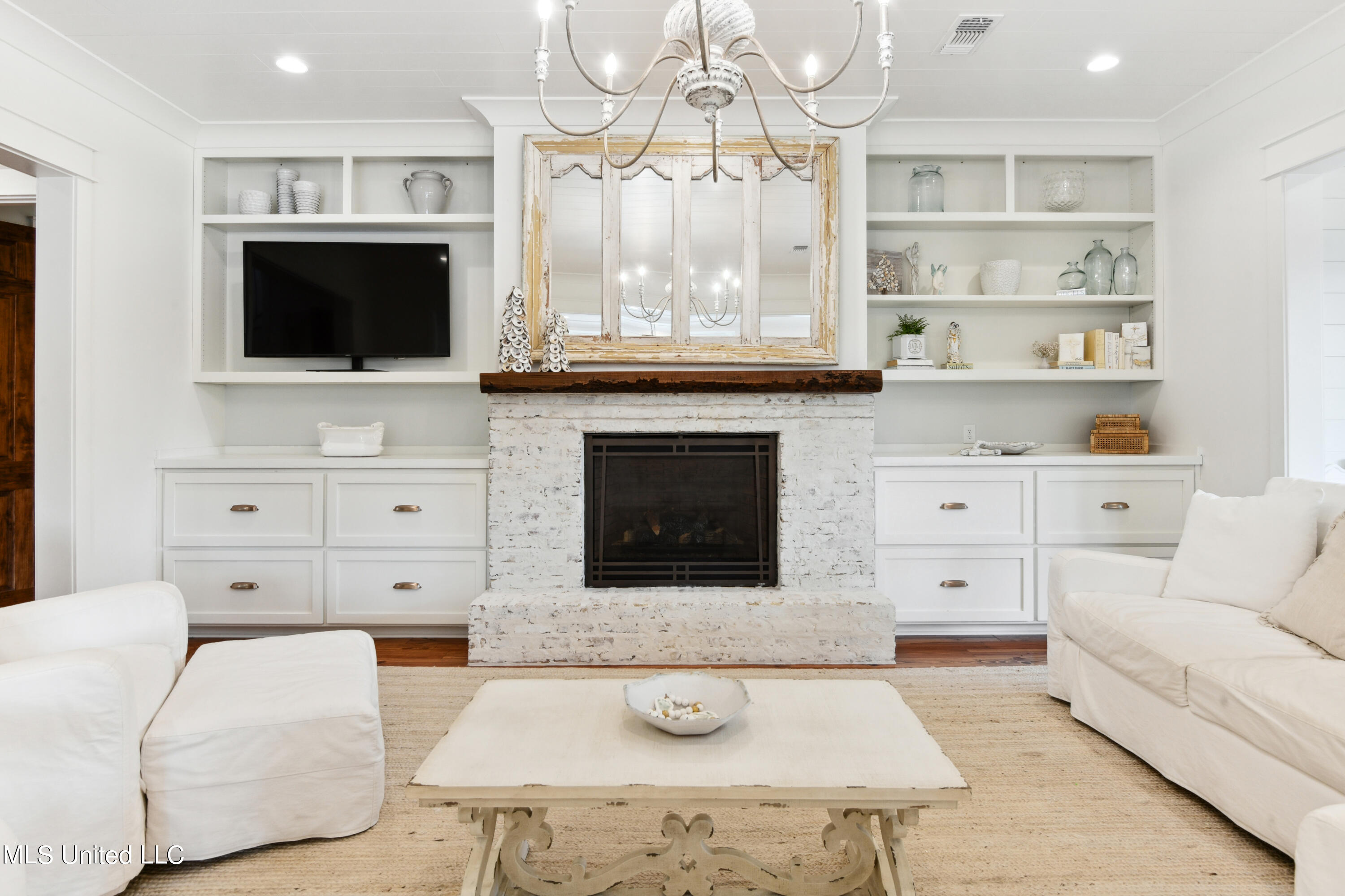 209 Nicholson Avenue