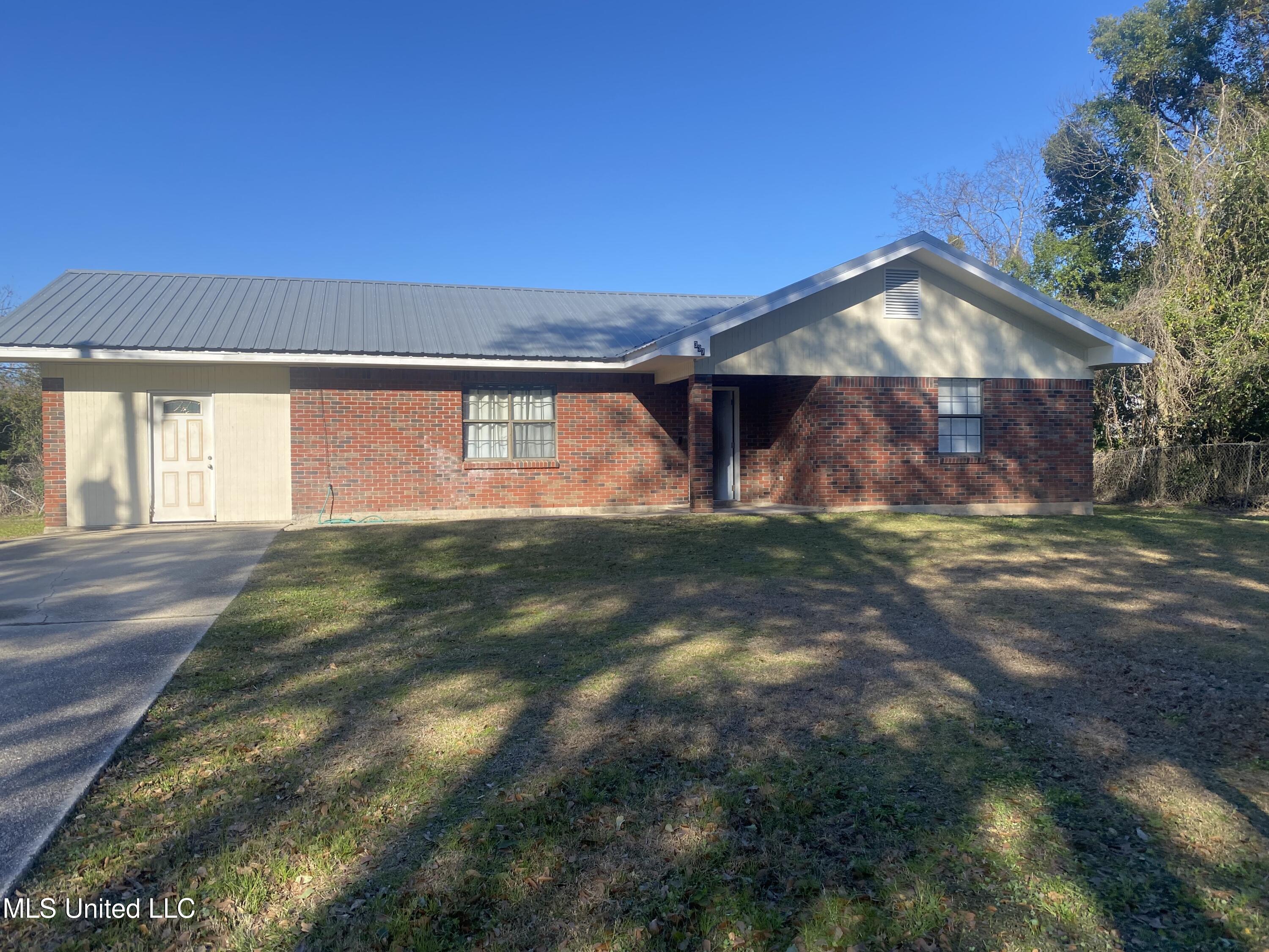 337 Saint George Street