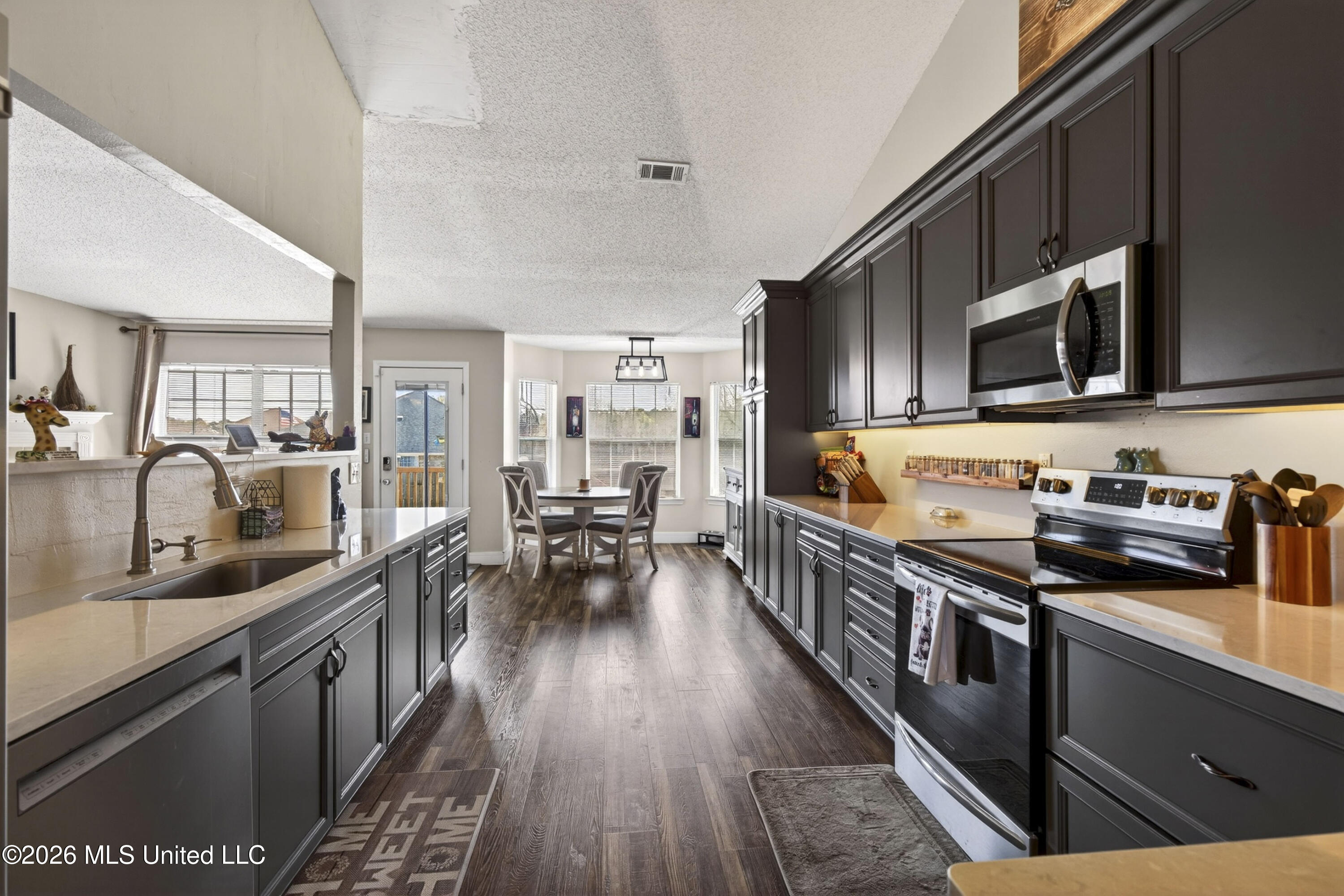 11589 Magnolia Estates Lane