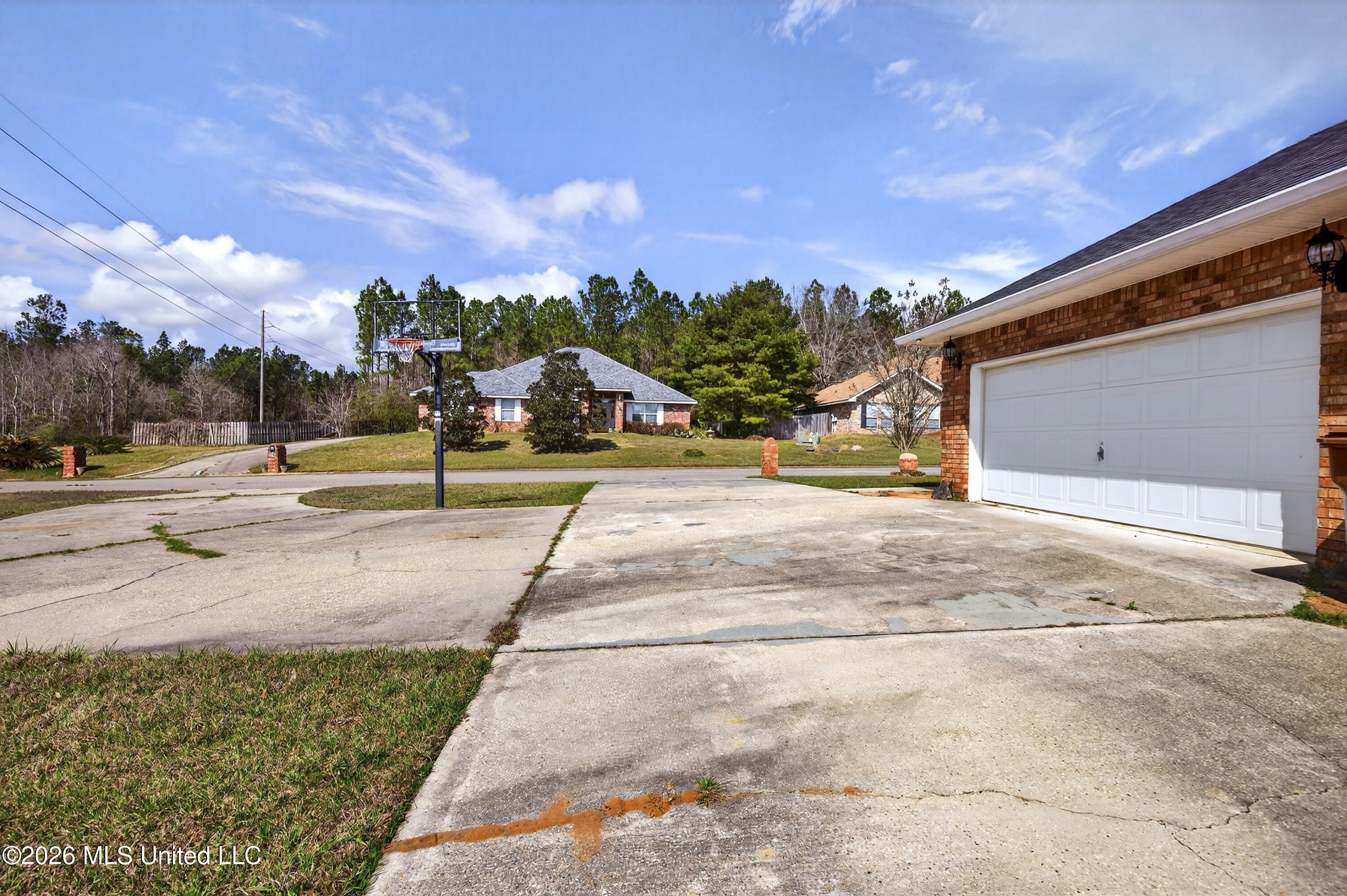 11589 Magnolia Estates Lane