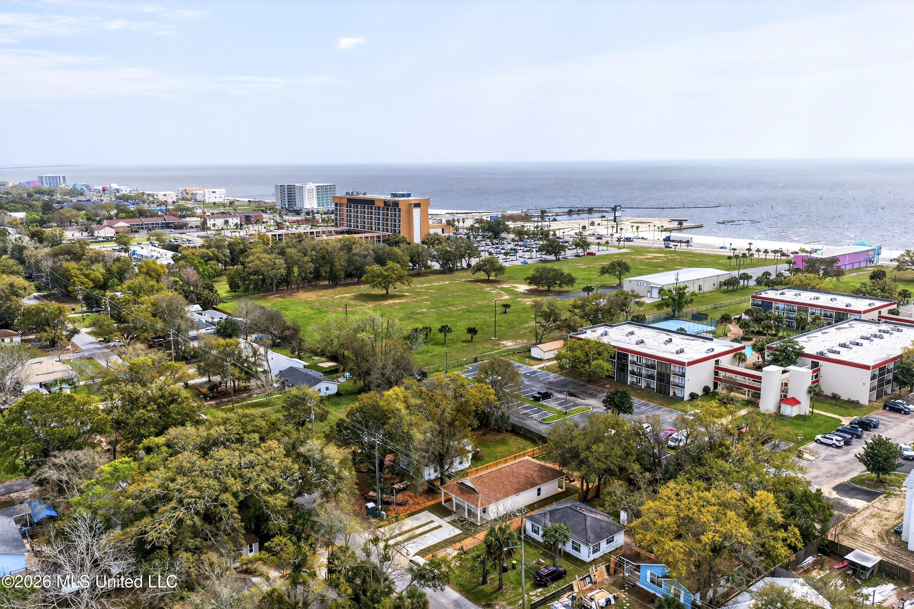 2041 Southern Avenue