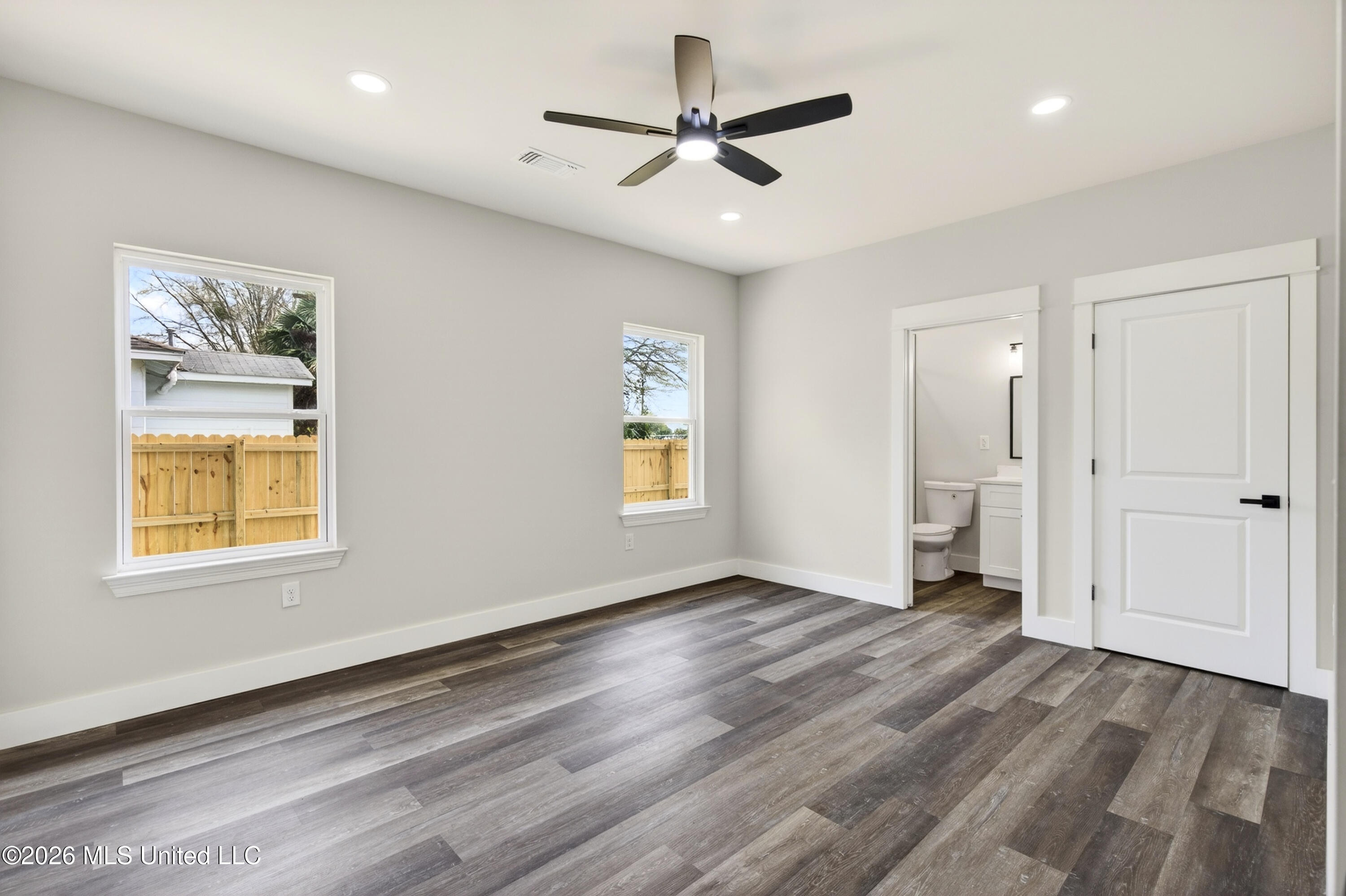 2041 Southern Avenue