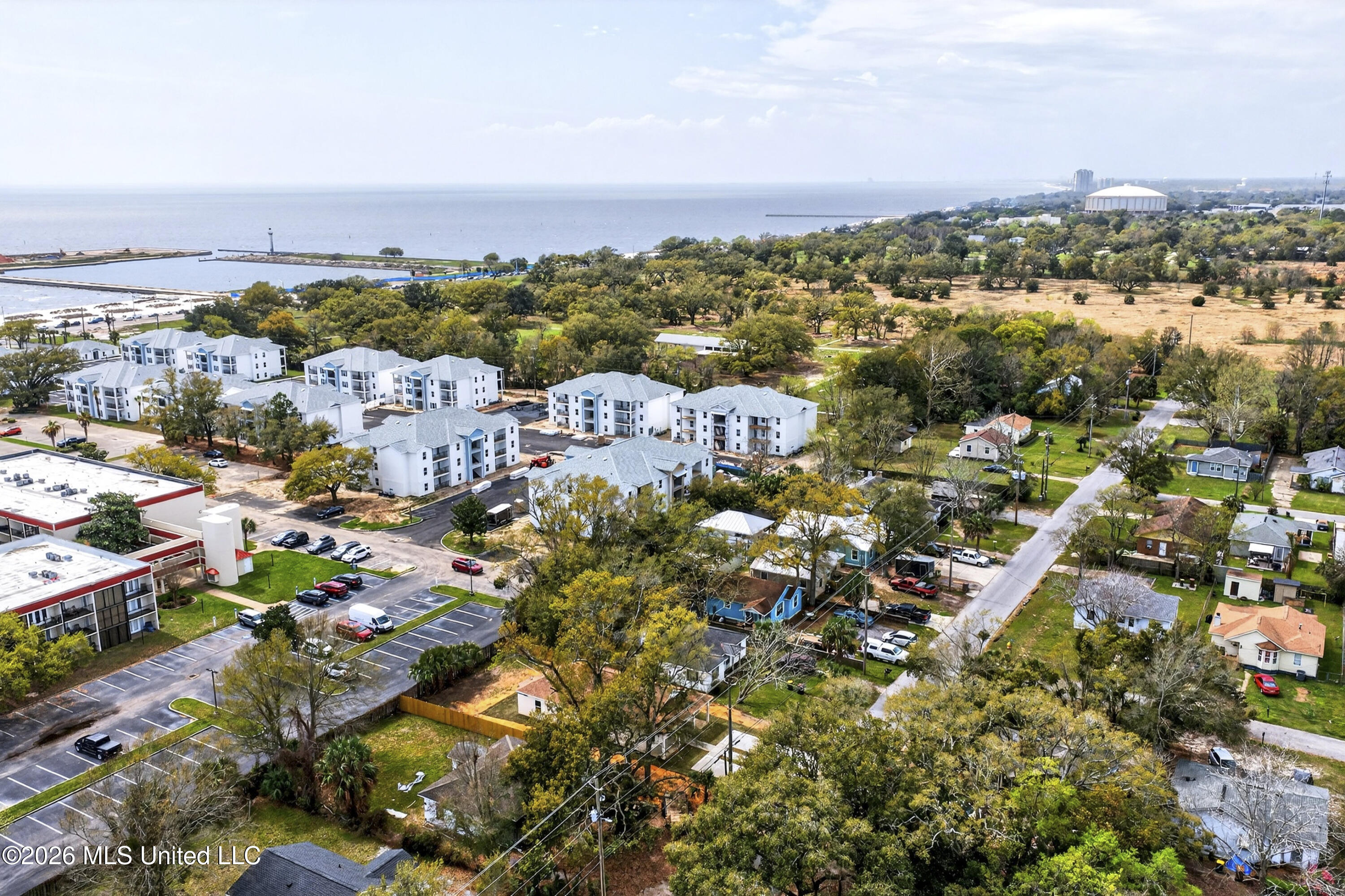 2041 Southern Avenue