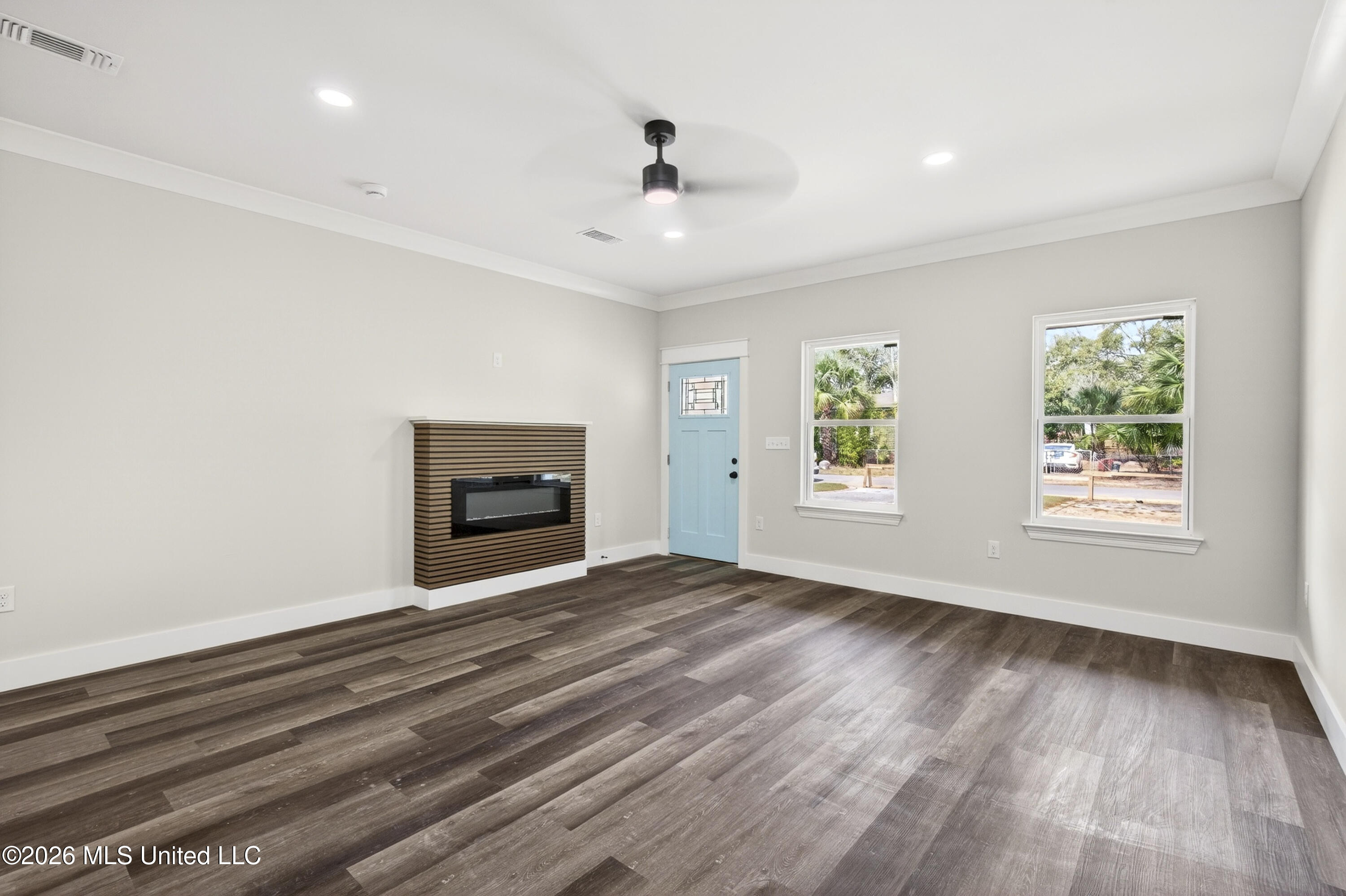 2041 Southern Avenue