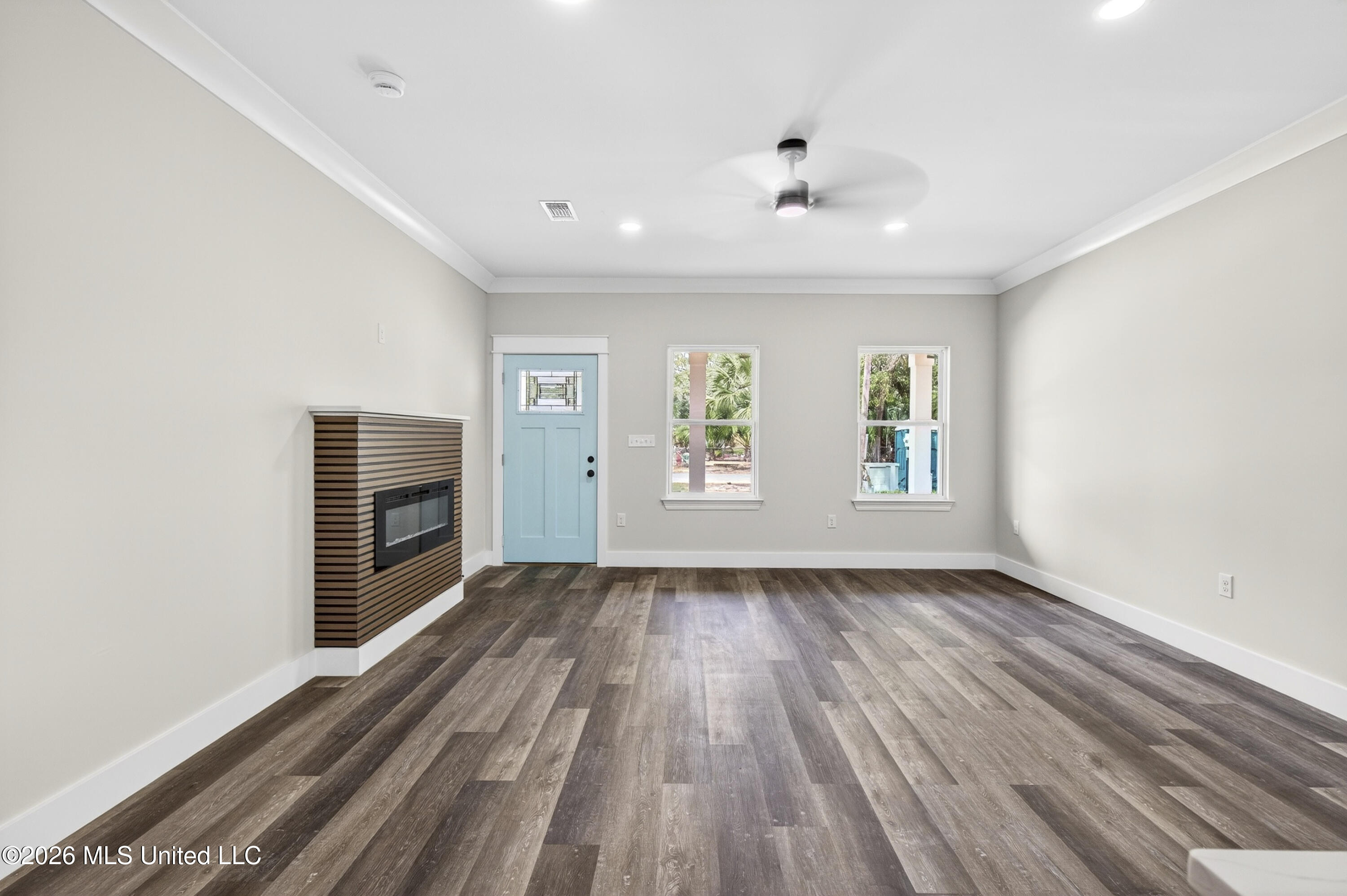 2041 Southern Avenue