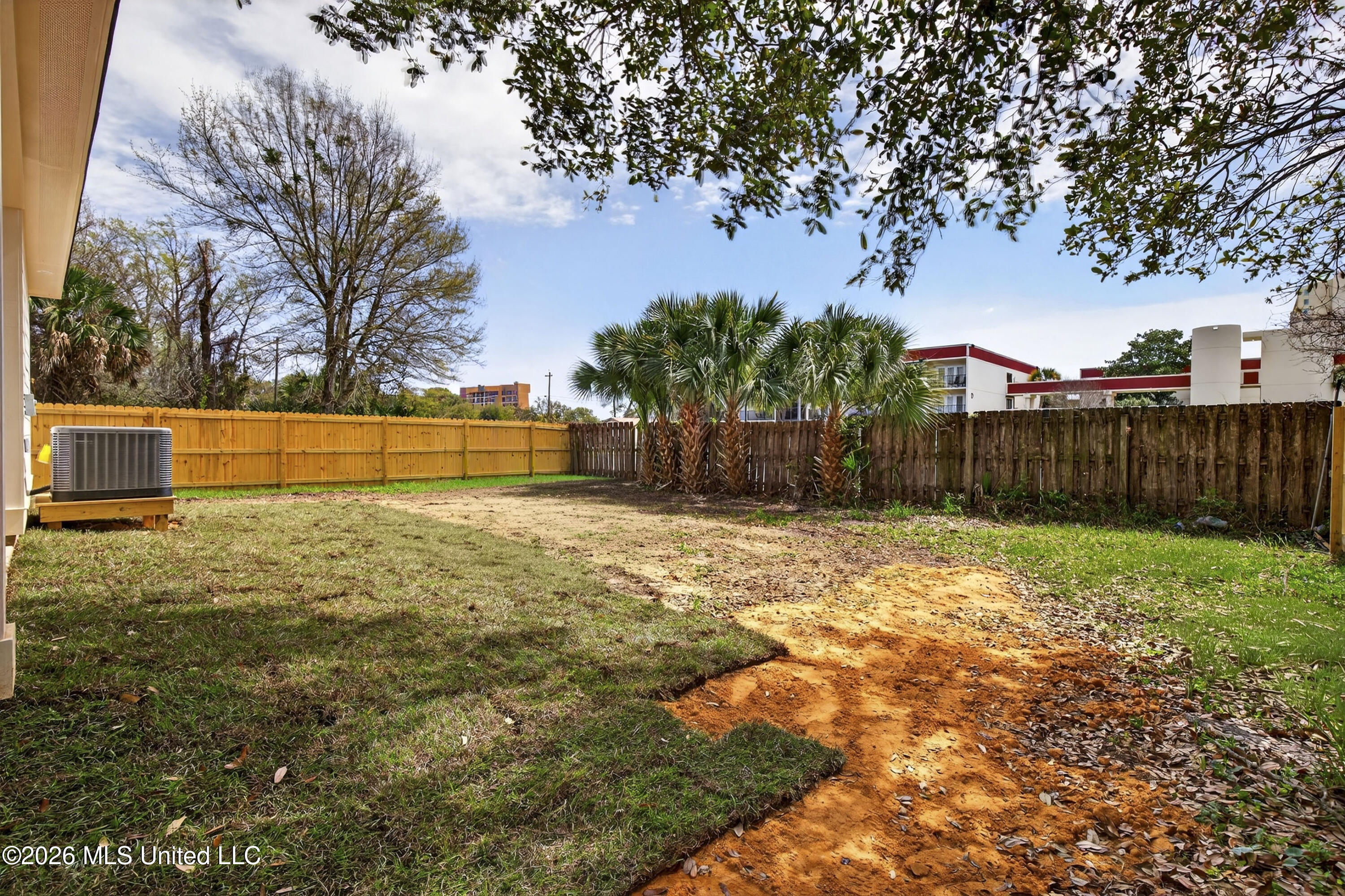 2041 Southern Avenue