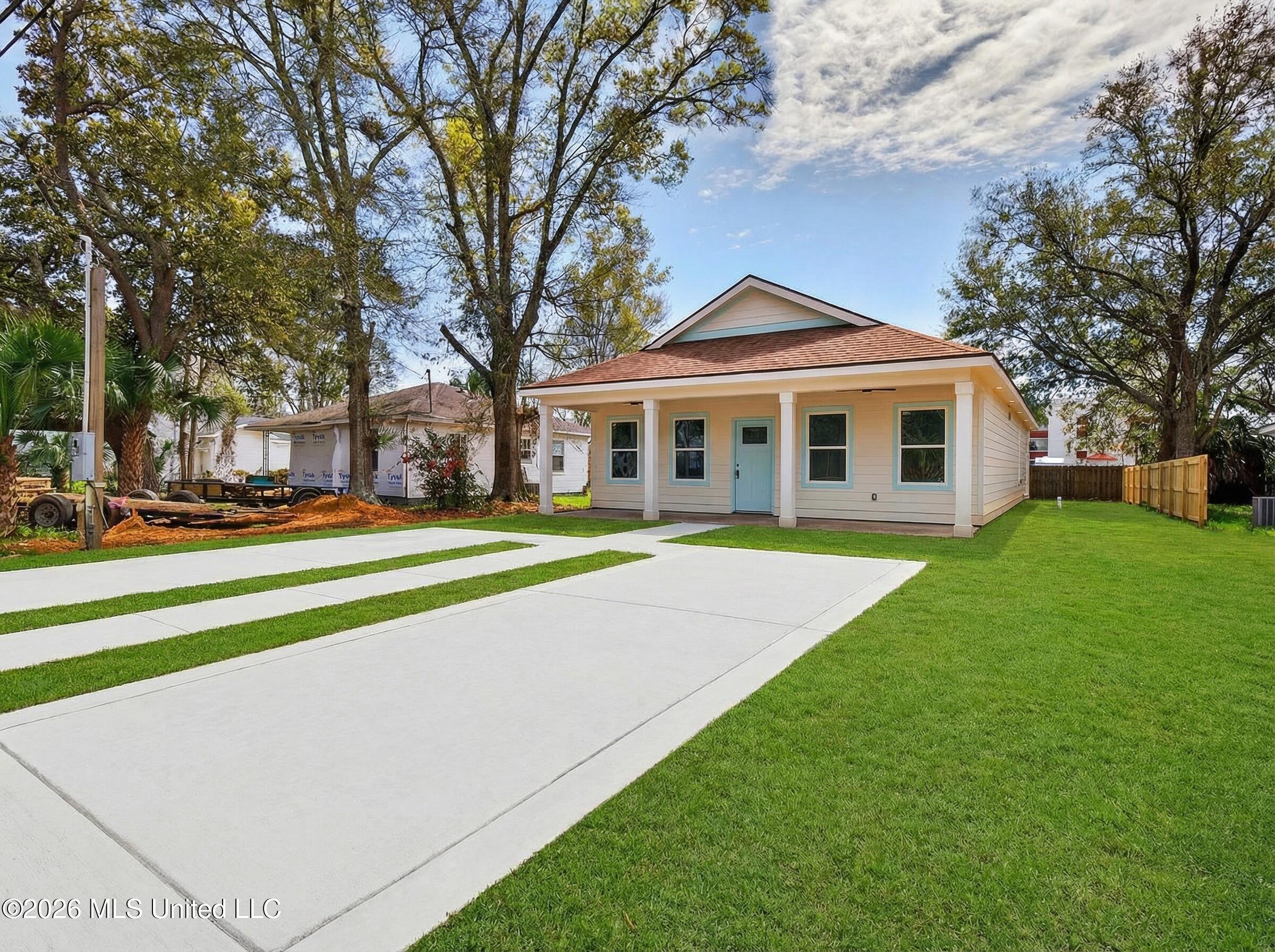 2041 Southern Avenue