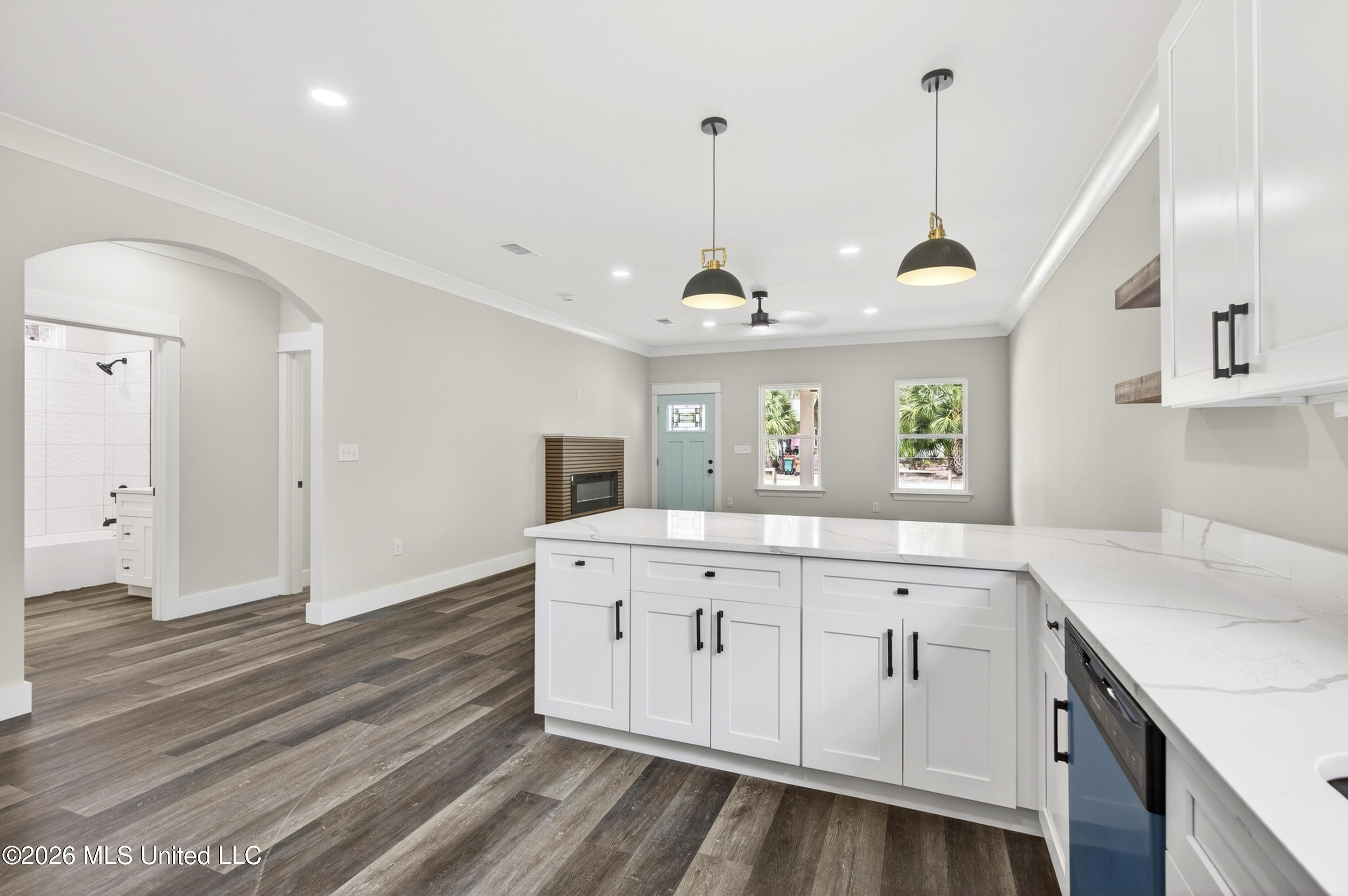 2041 Southern Avenue