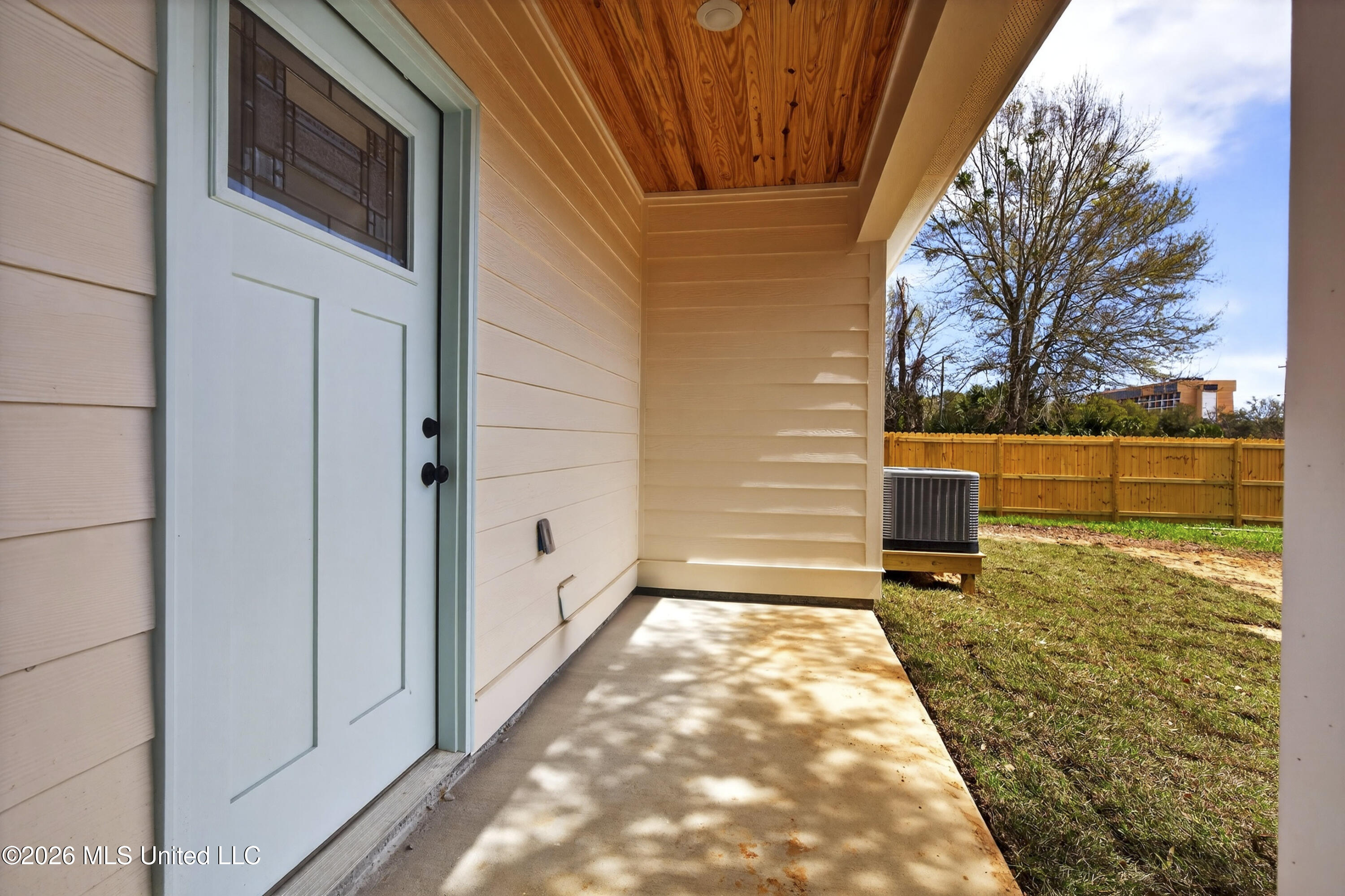 2041 Southern Avenue