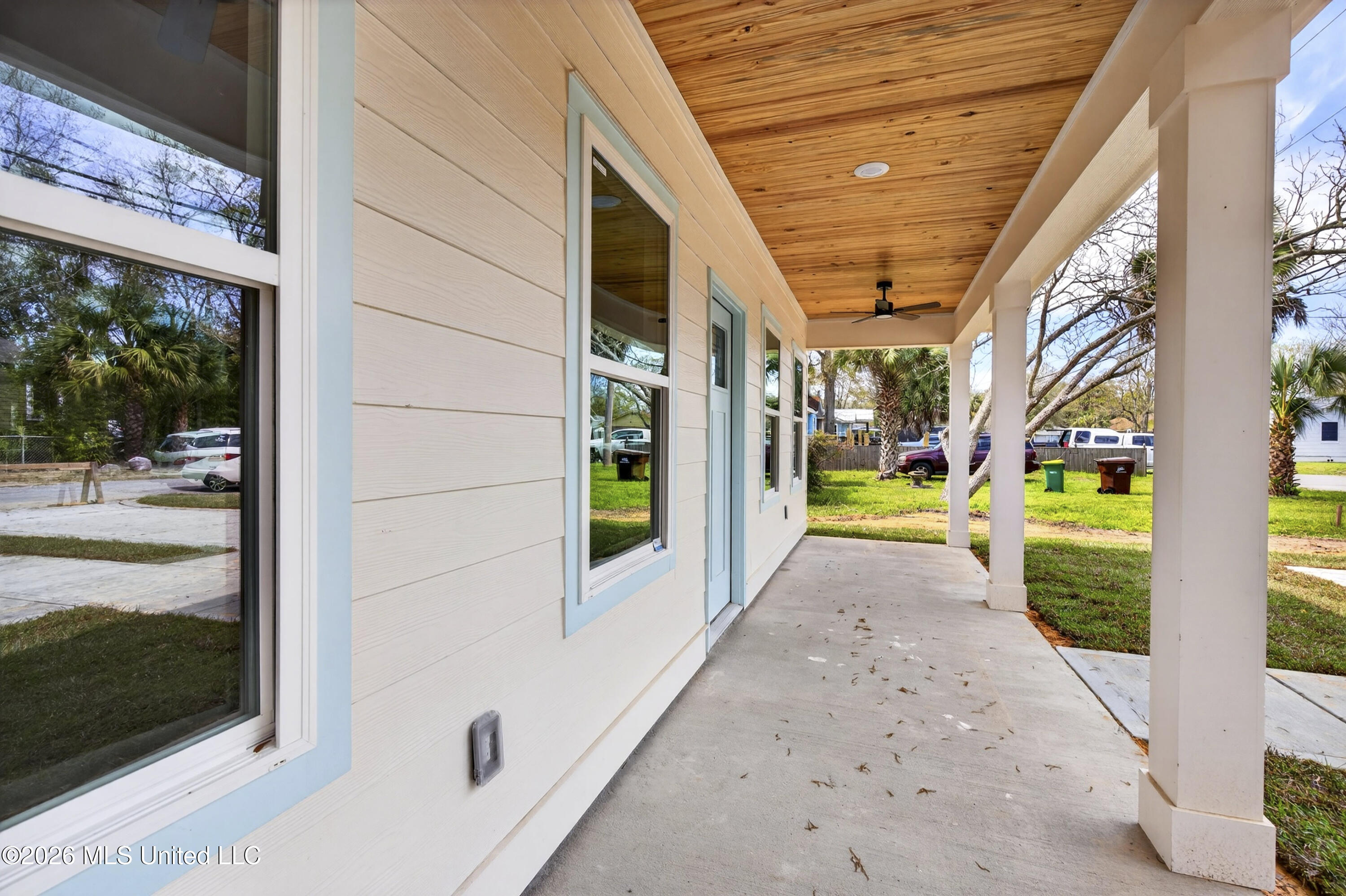 2041 Southern Avenue