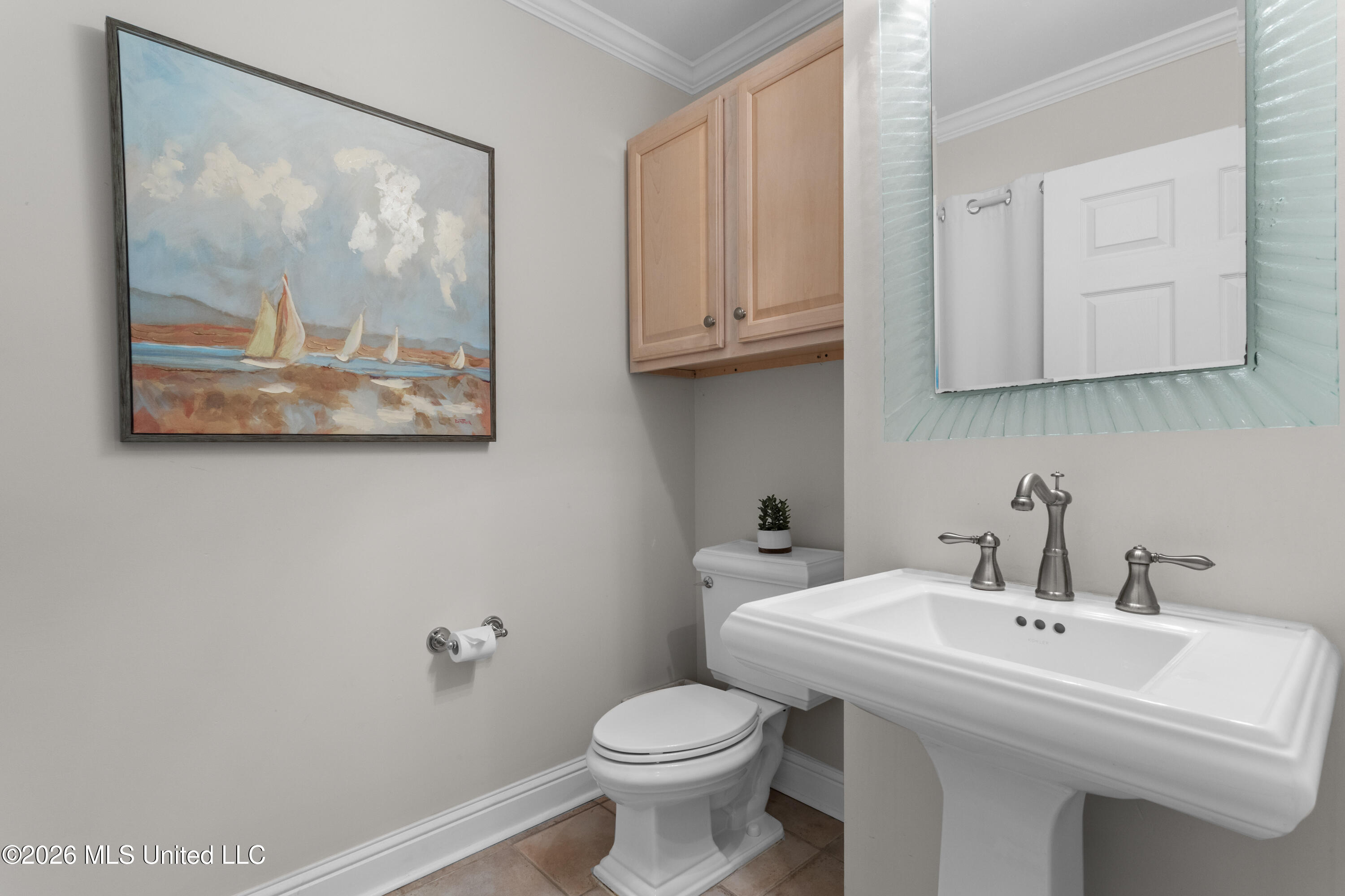 105 Demontluzin Avenue, 1