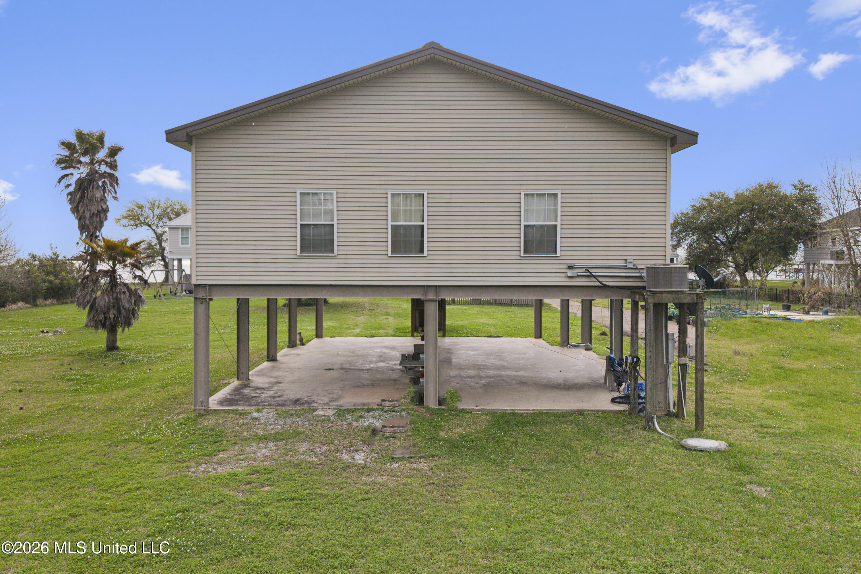 412 S Beach Boulevard