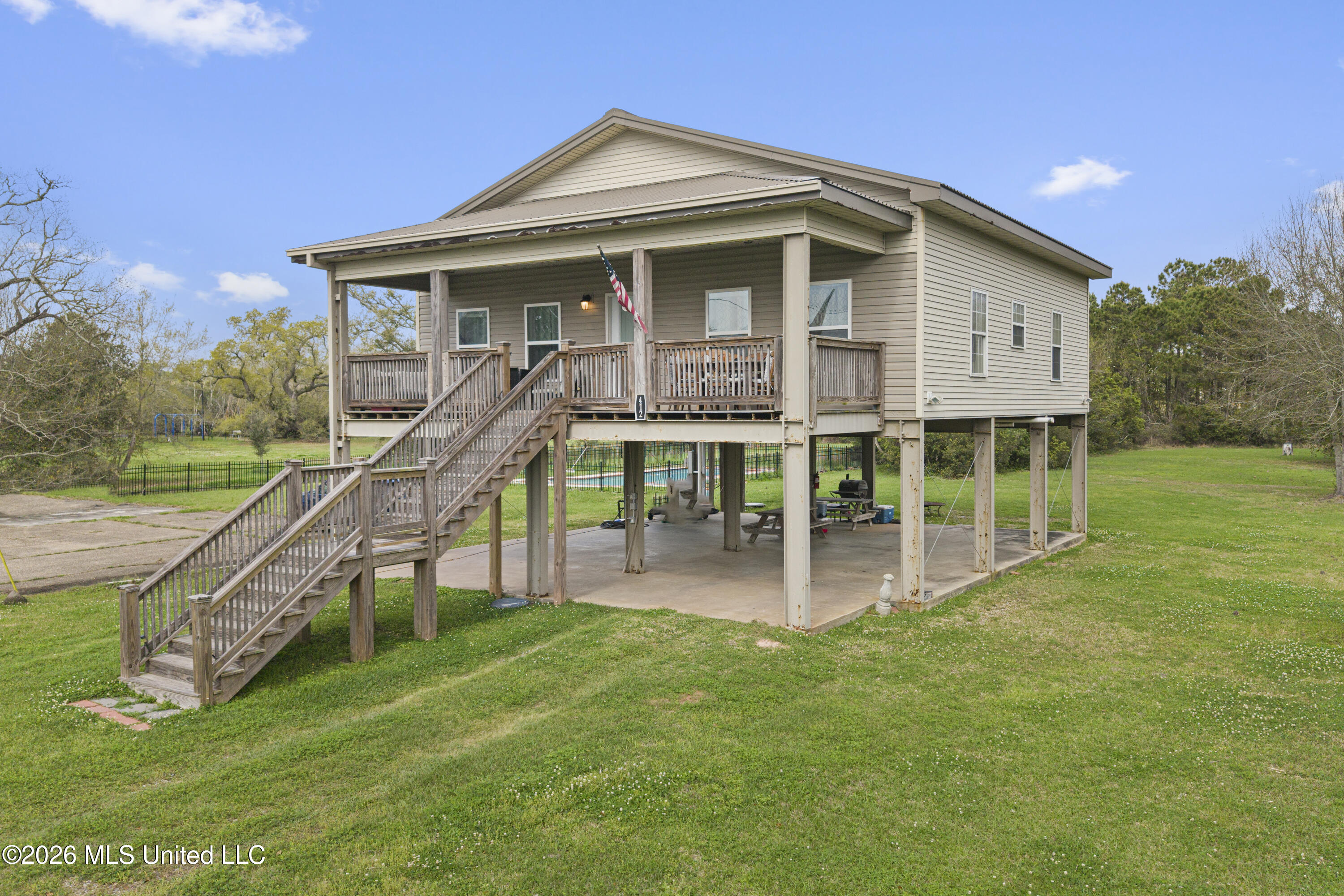 412 S Beach Boulevard