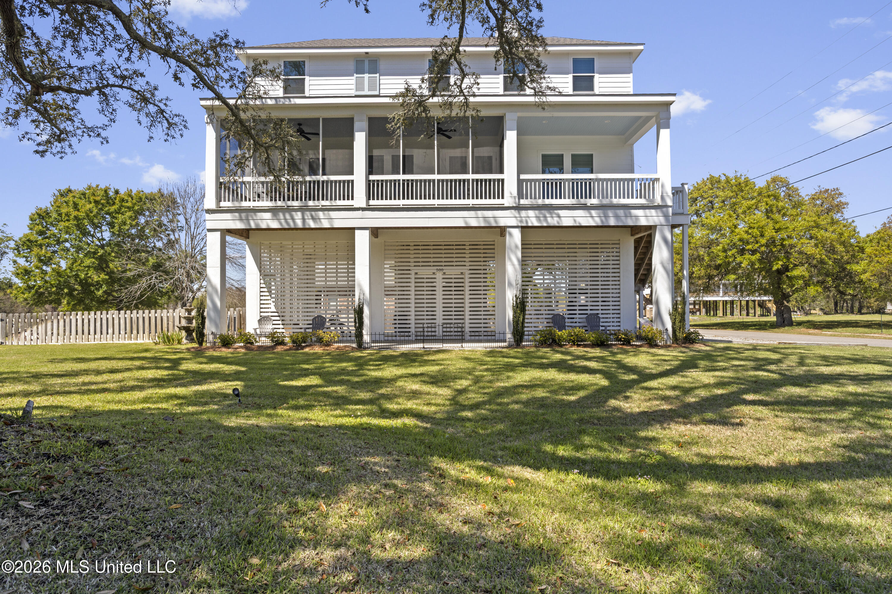 500 Saint Louis Street