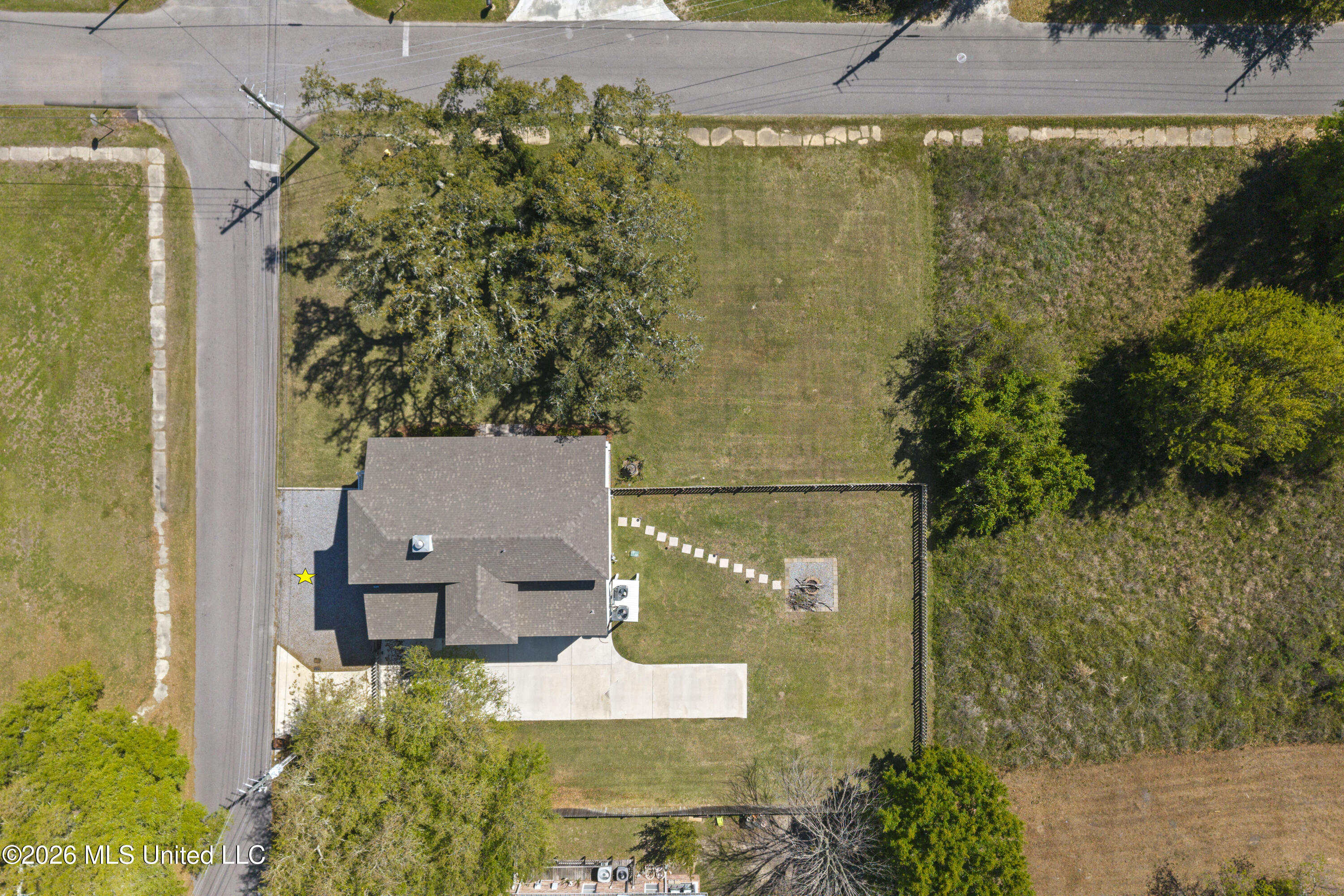500 Saint Louis Street
