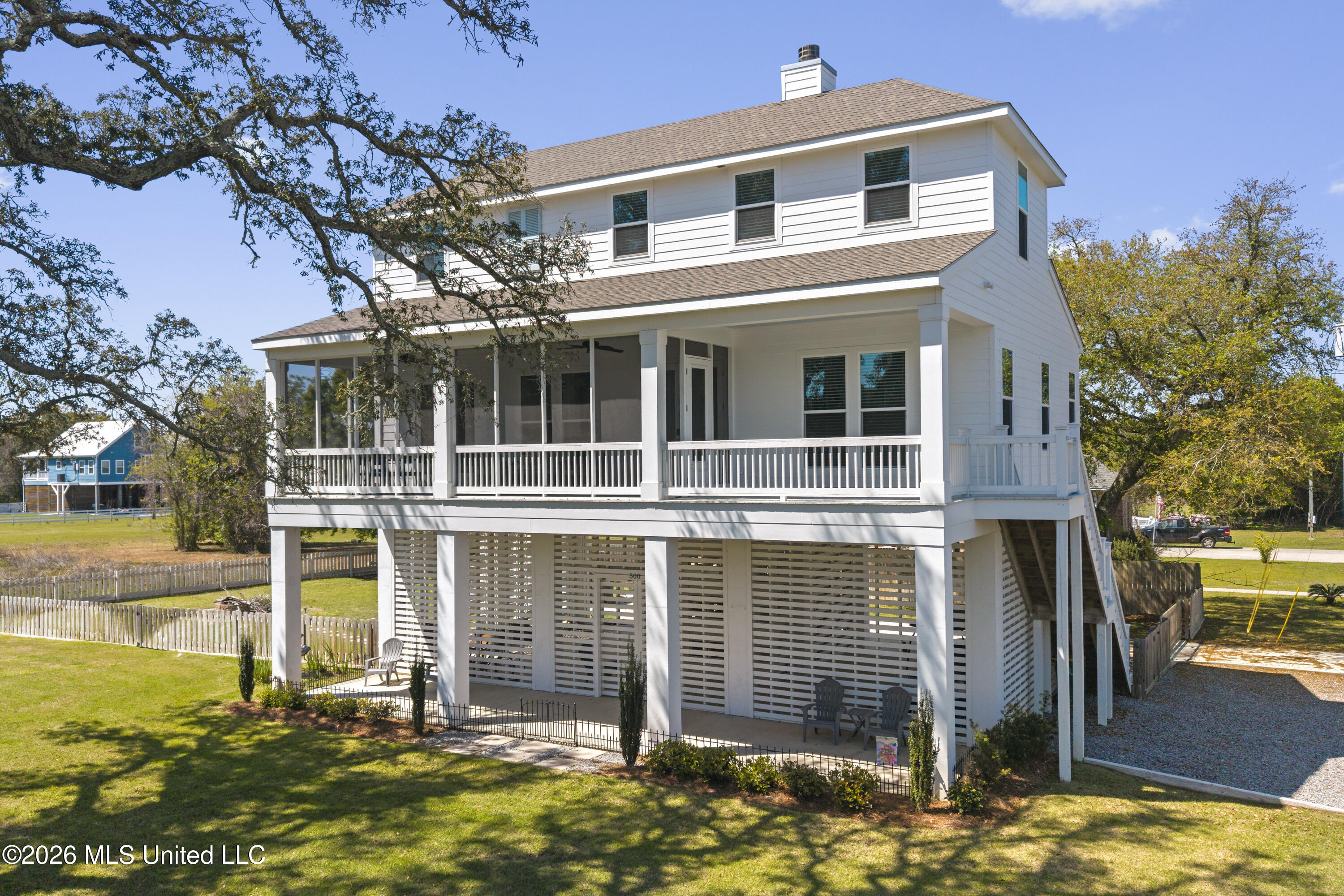 500 Saint Louis Street