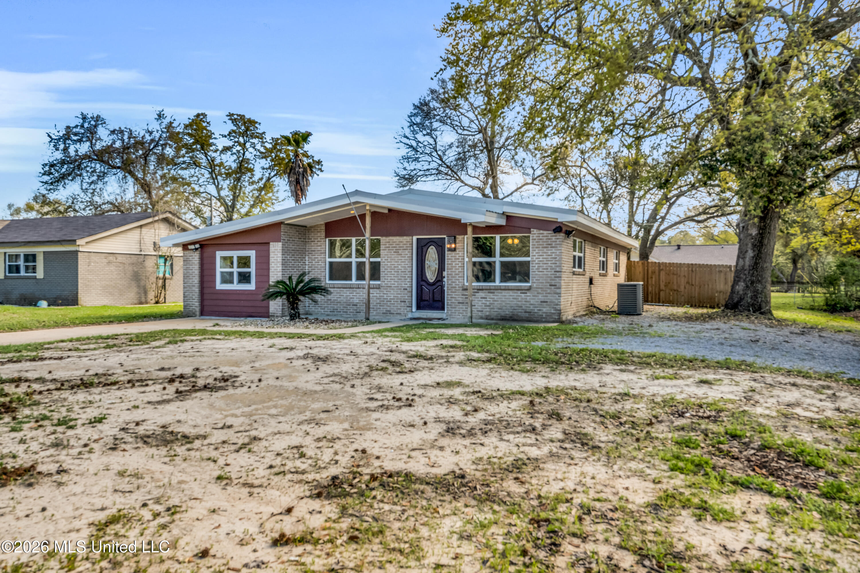 706 Spanish Acres Drive