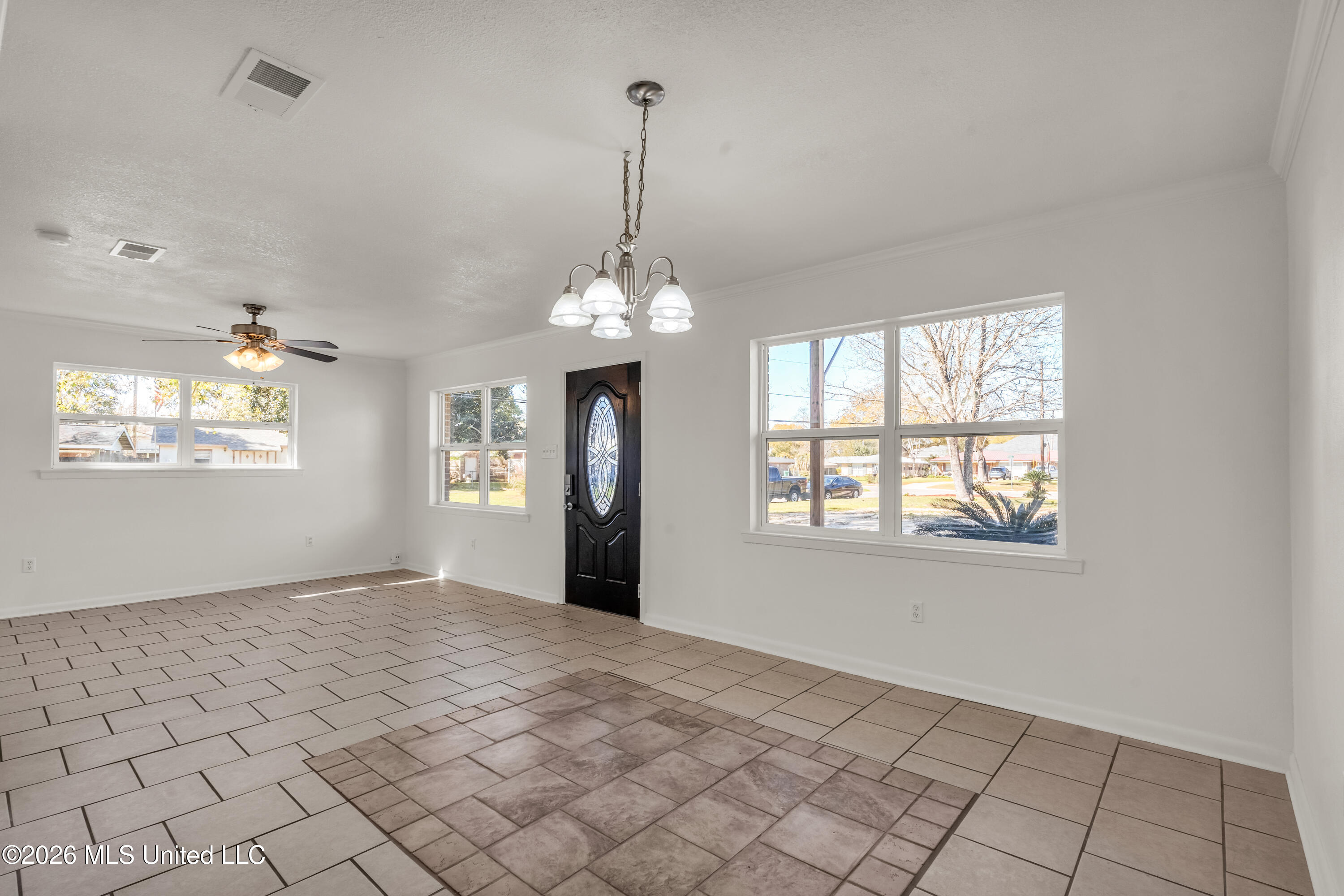 706 Spanish Acres Drive