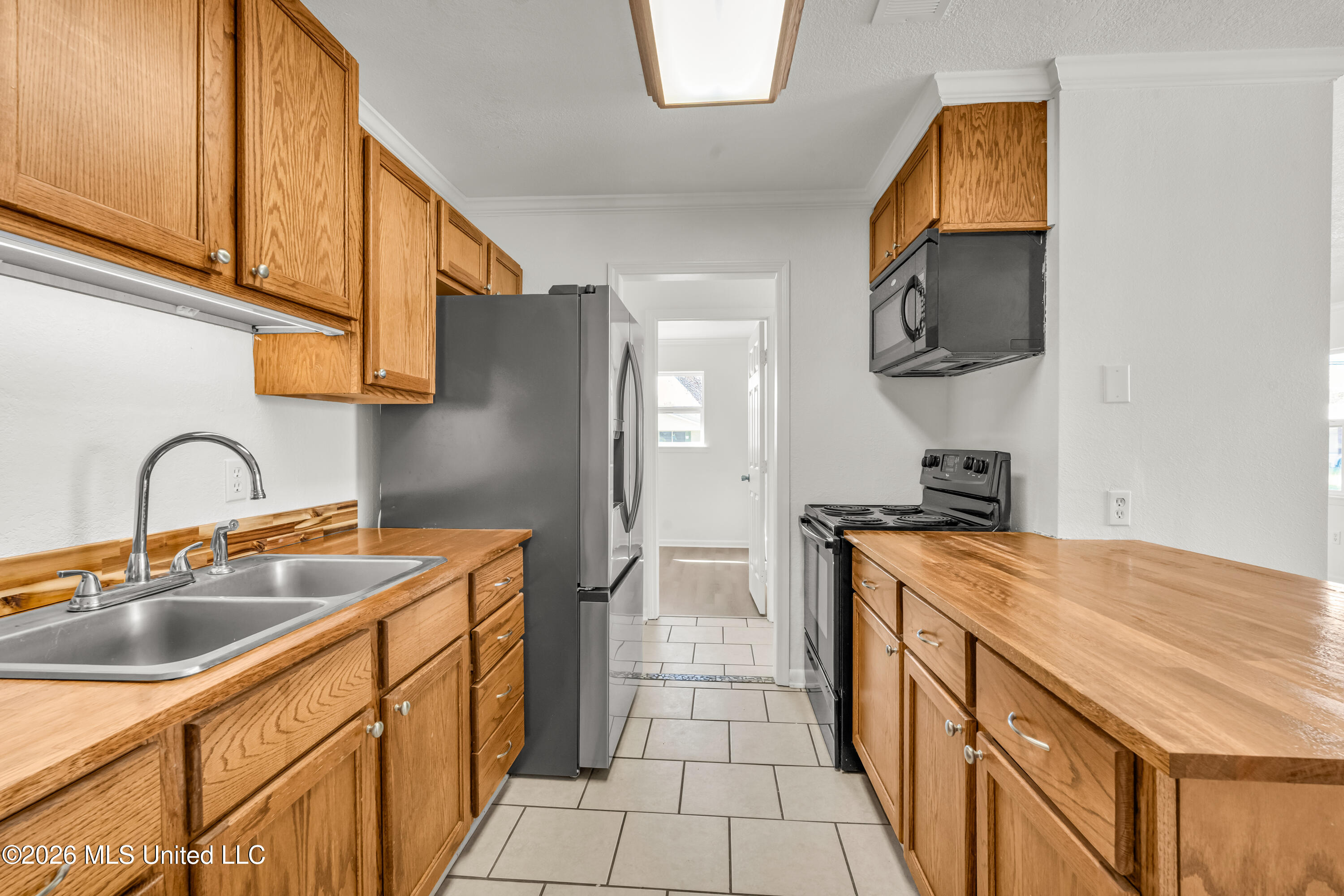 706 Spanish Acres Drive