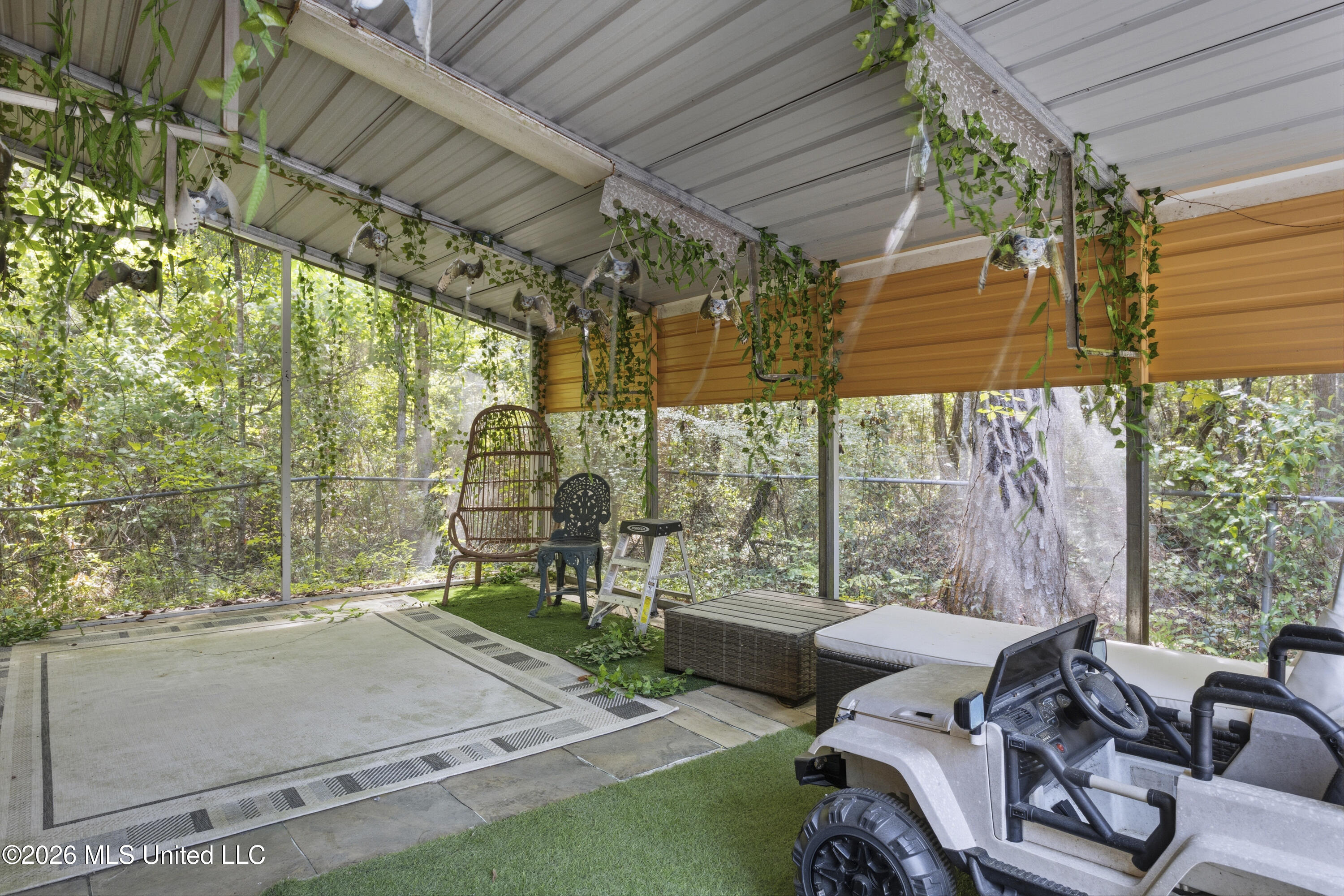 7090 Meadow Dale Street